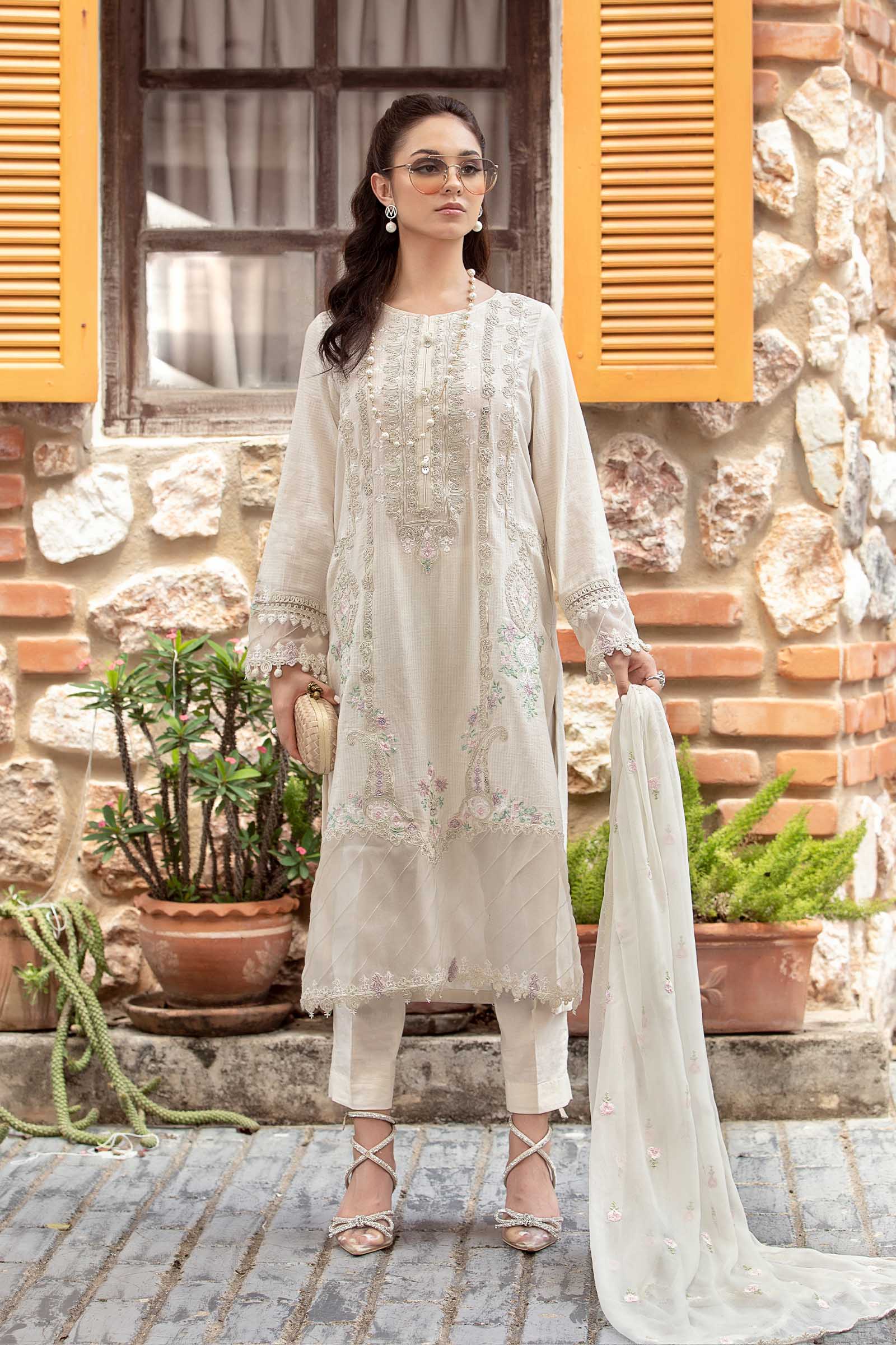 Maria b white dress 2024 collection