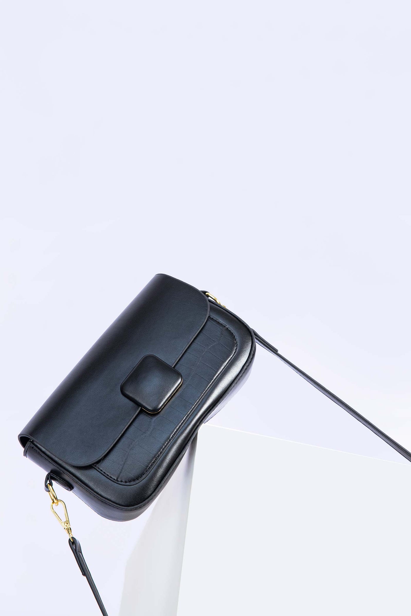 Leather Crossbody | ABG-W23-15