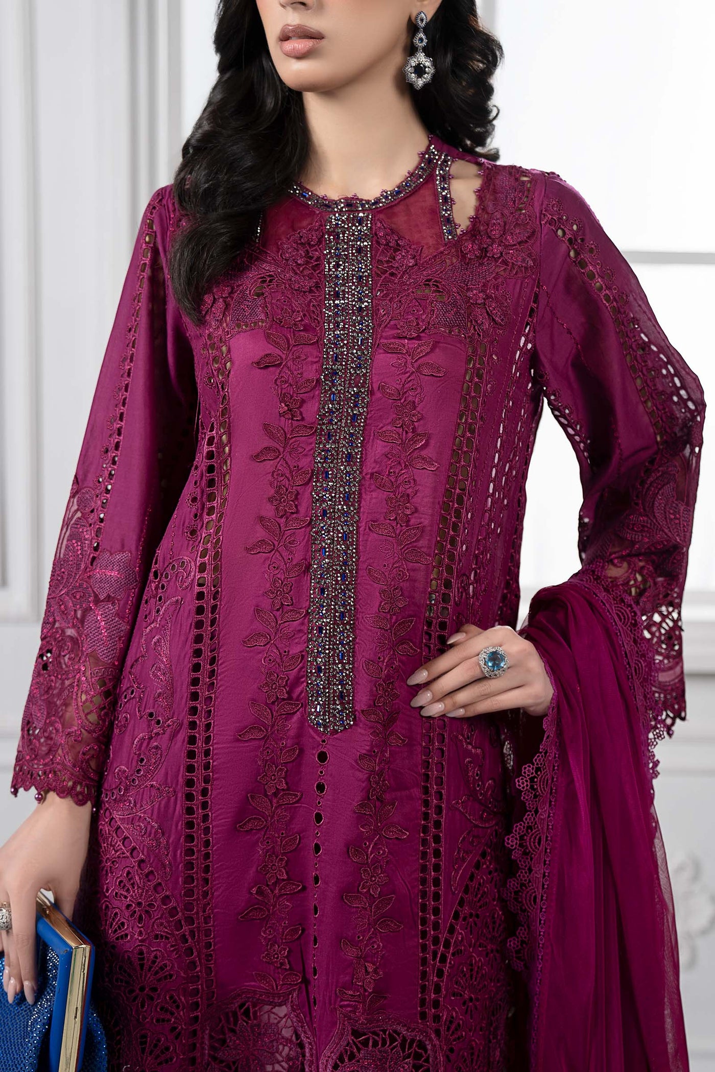 3 Piece Embroidered Lawn Suit | DS-2502-B