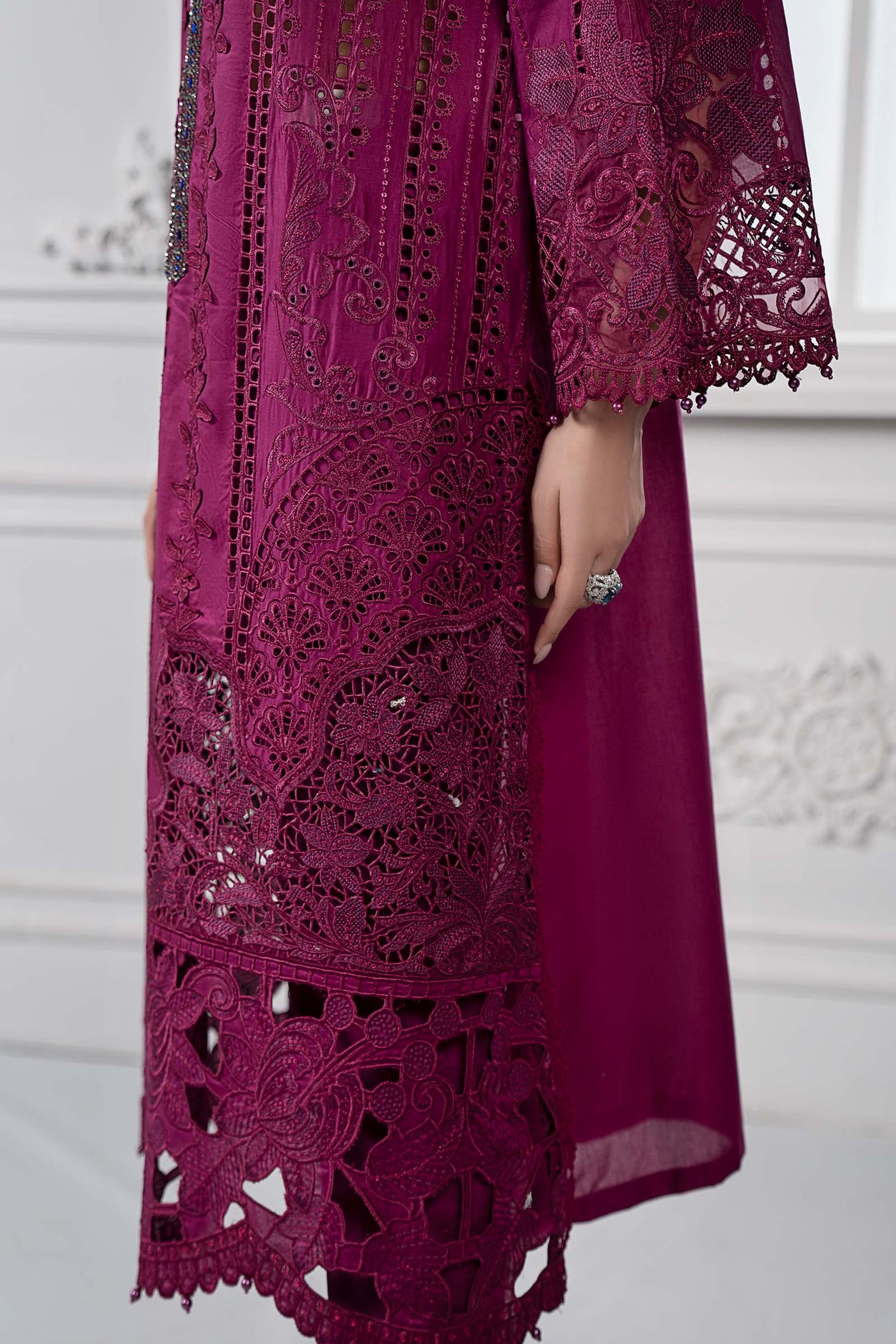 3 Piece Embroidered Lawn Suit | DS-2502-B