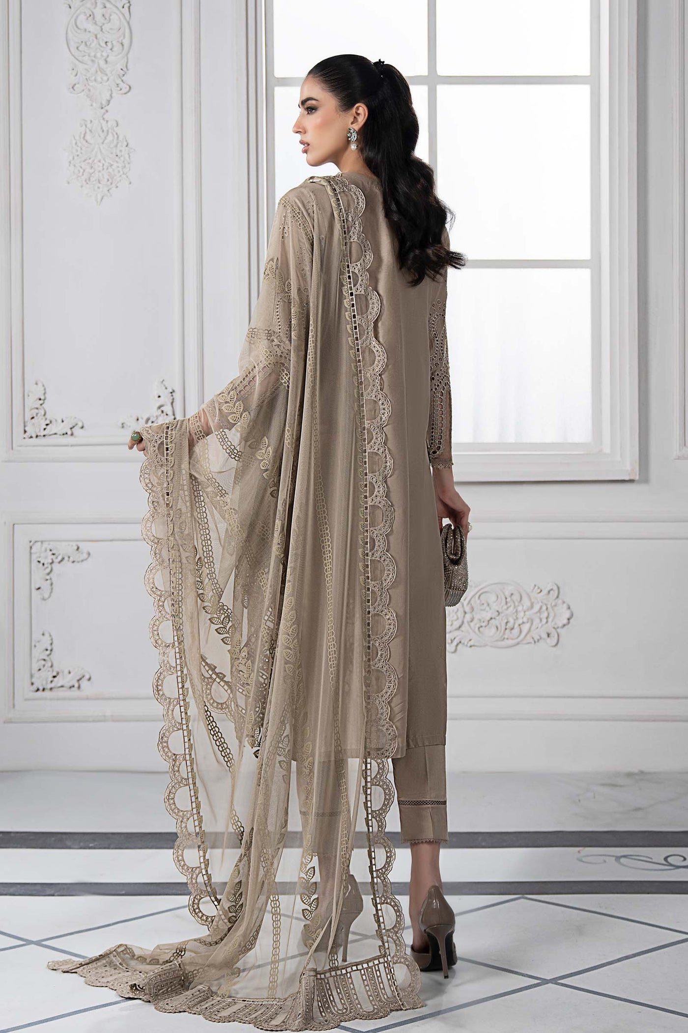 3 Piece Embroidered Lawn Suit | DS-2503-A