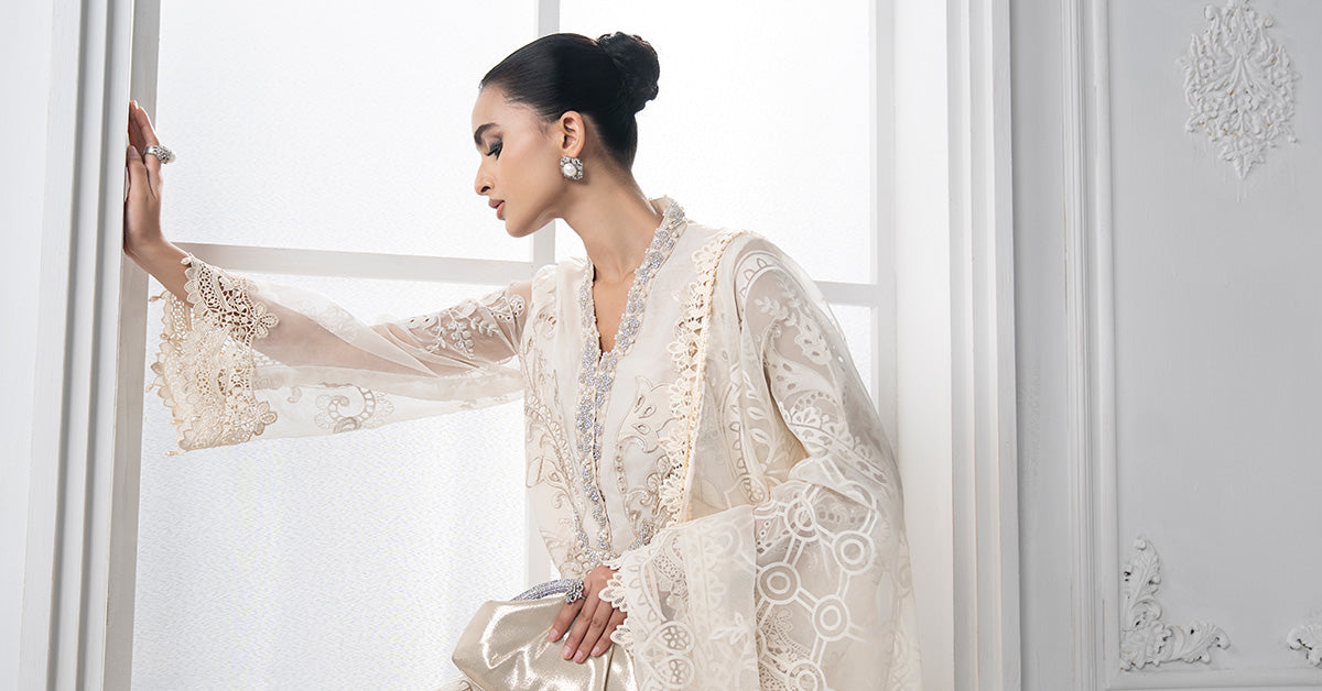 3 Piece Embroidered Organza Suit | DS-2506-A