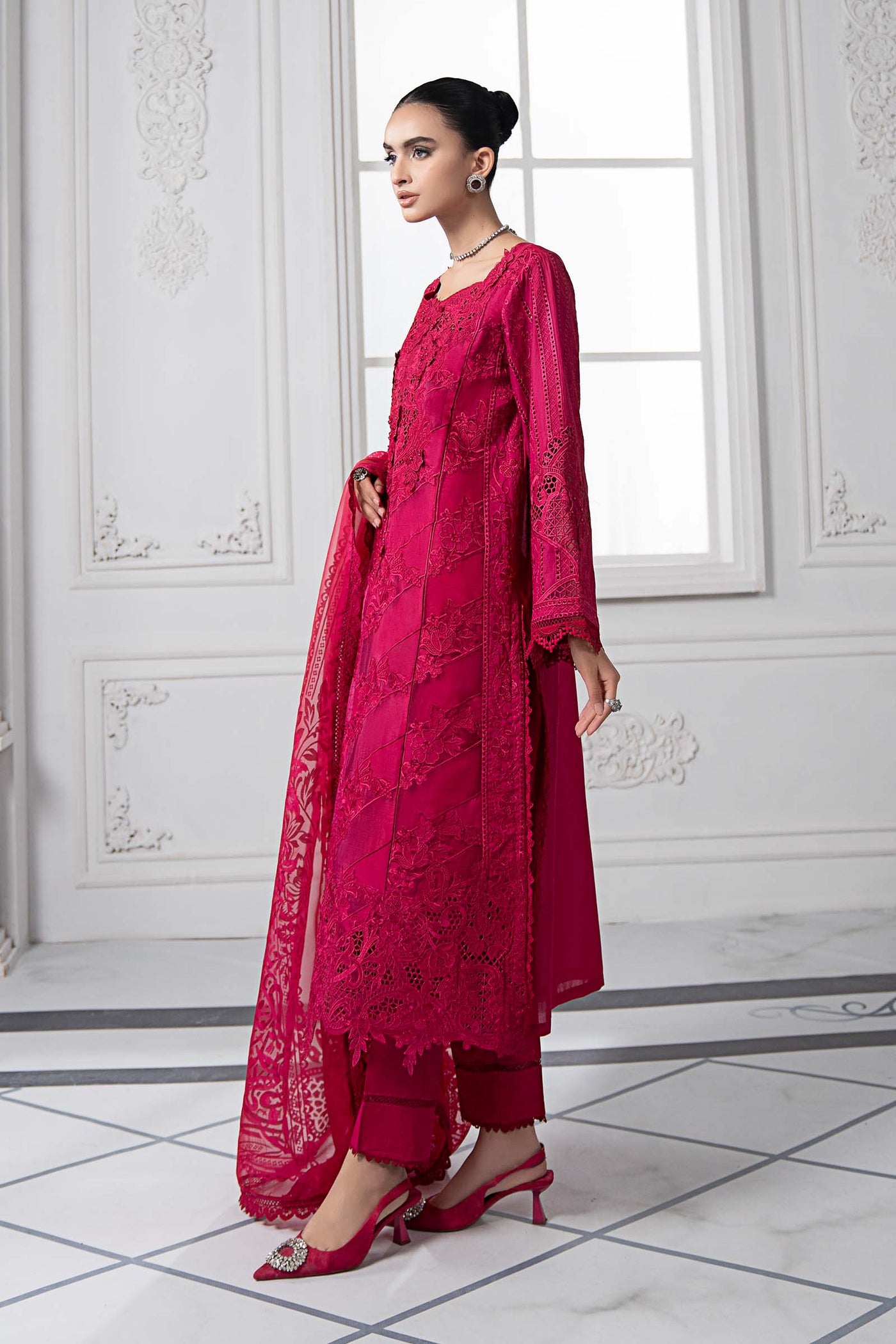 3 Piece Embroidered Lawn Suit | DS-2508-A