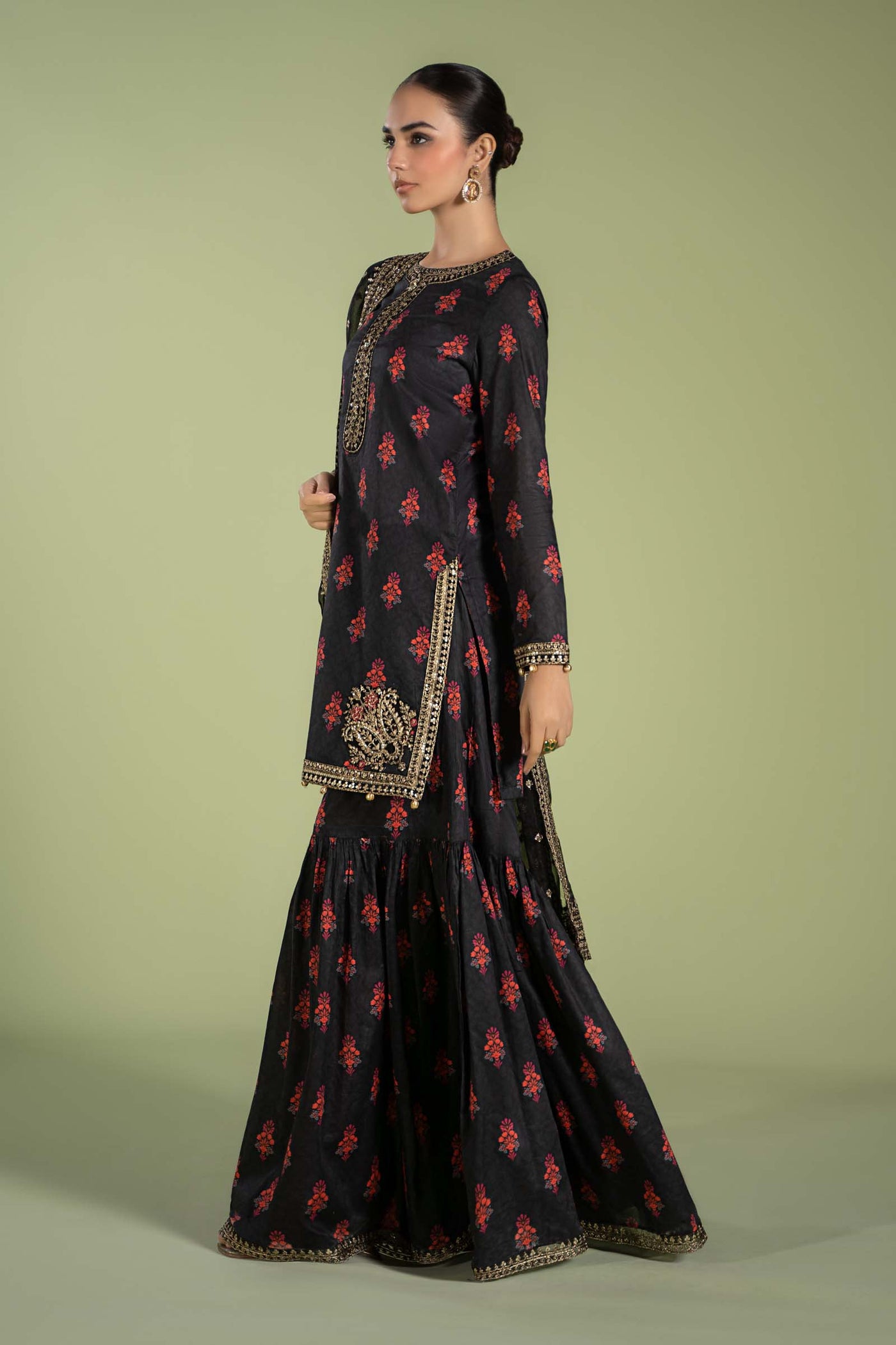 3 Piece Embroidered Lawn Suit | DW-EF24-77