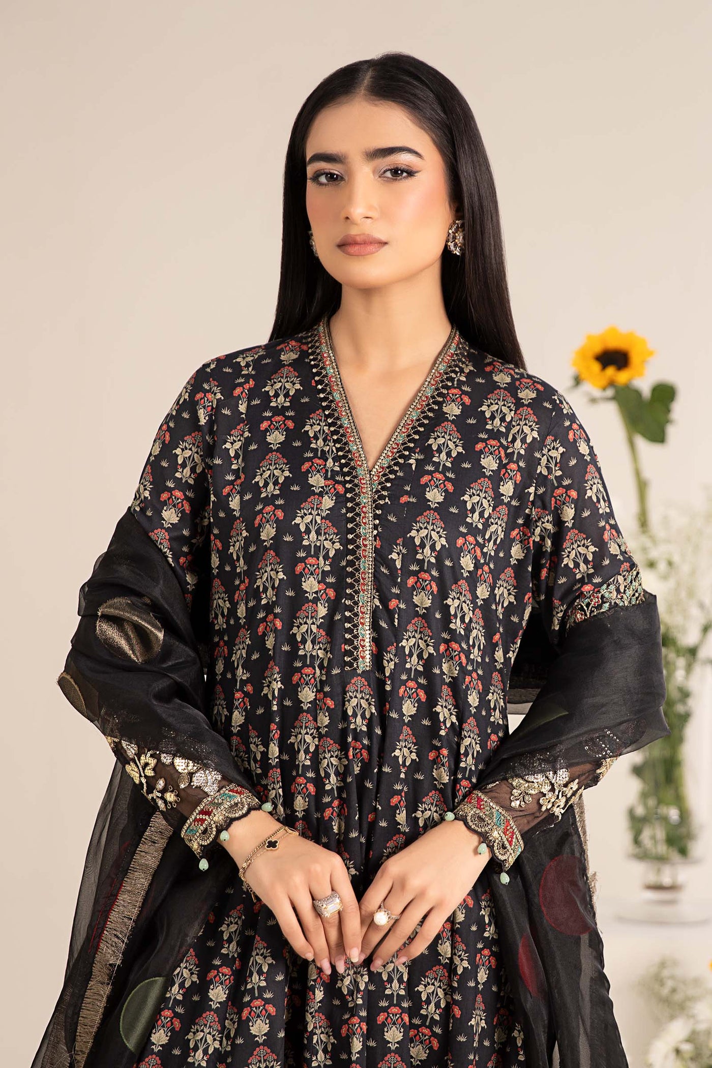 3 Piece Embroidered Lawn Suit | DW-EF25-54