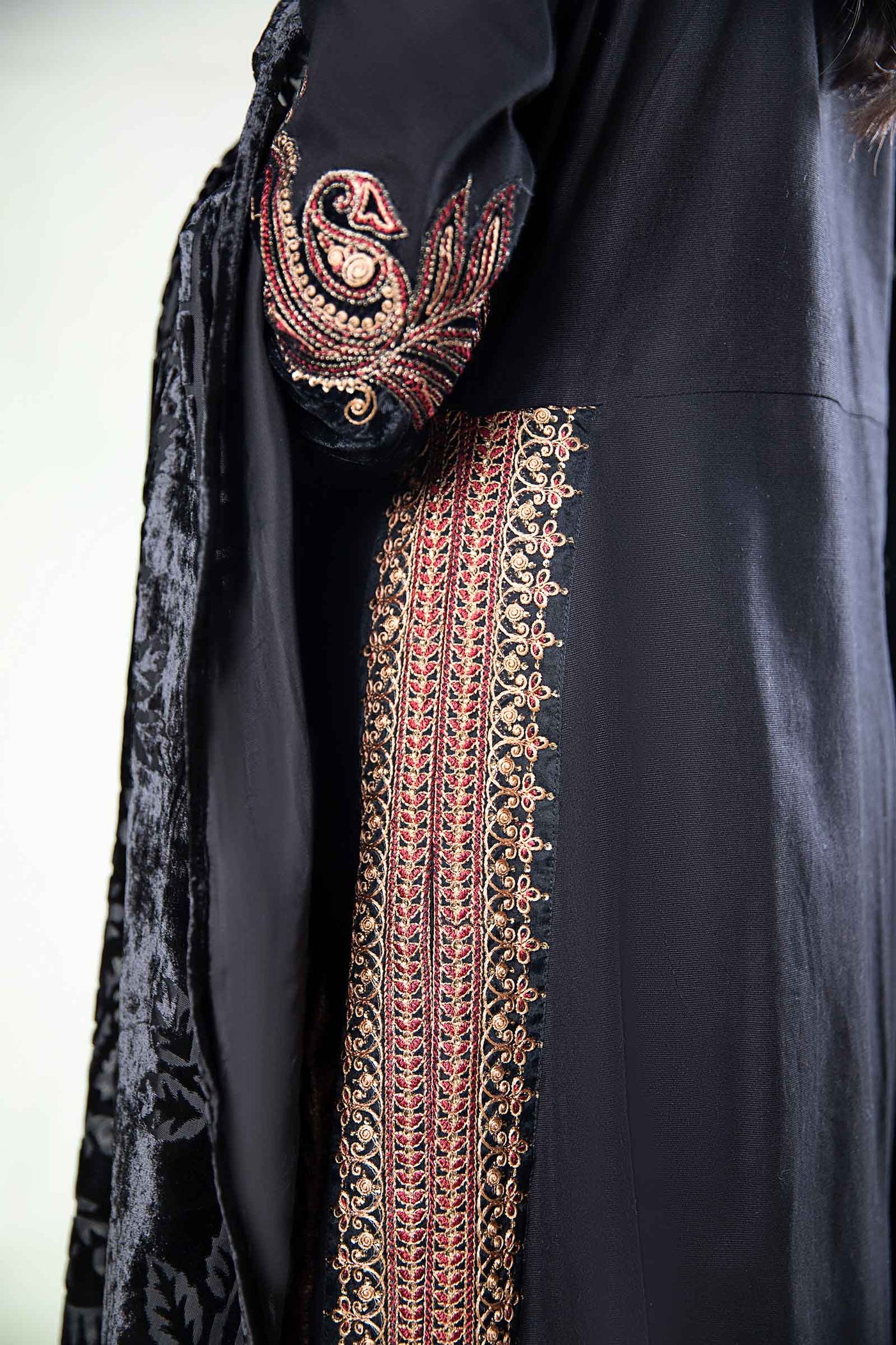 3 Piece Embroidered Khaddar Suit | DW-W24-146