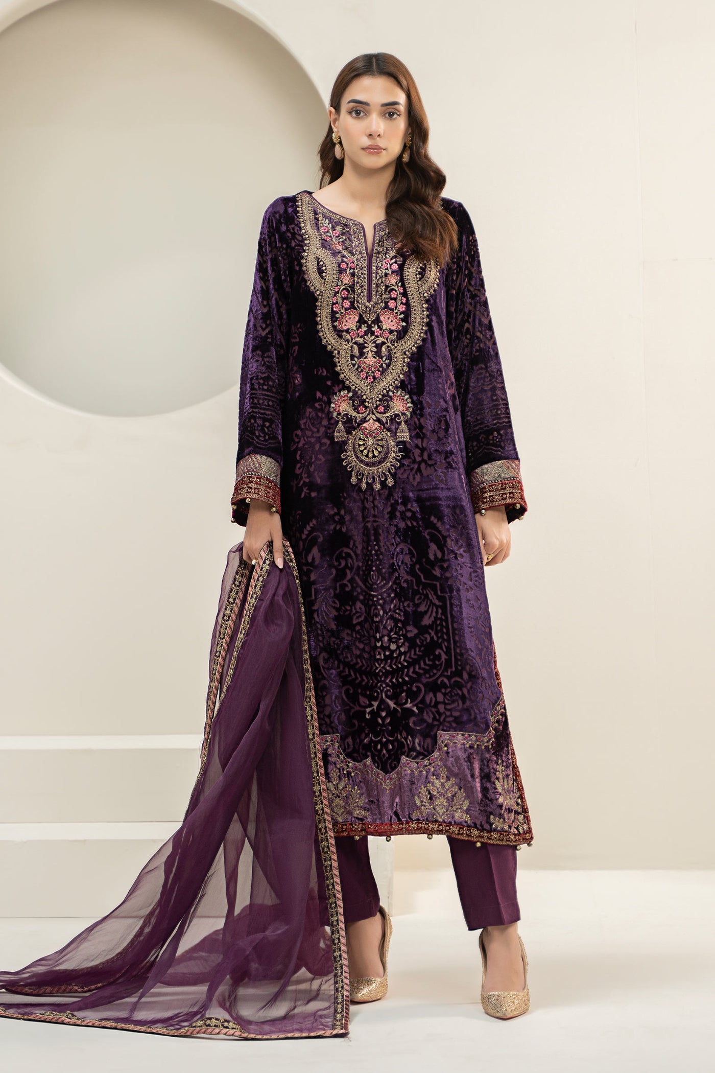 3 Piece Embroidered Plush Suit | DW-W24-174