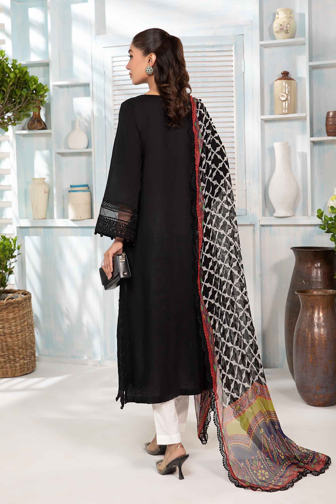 3 Piece Embroidered Lawn Suit | DW-EA24-04