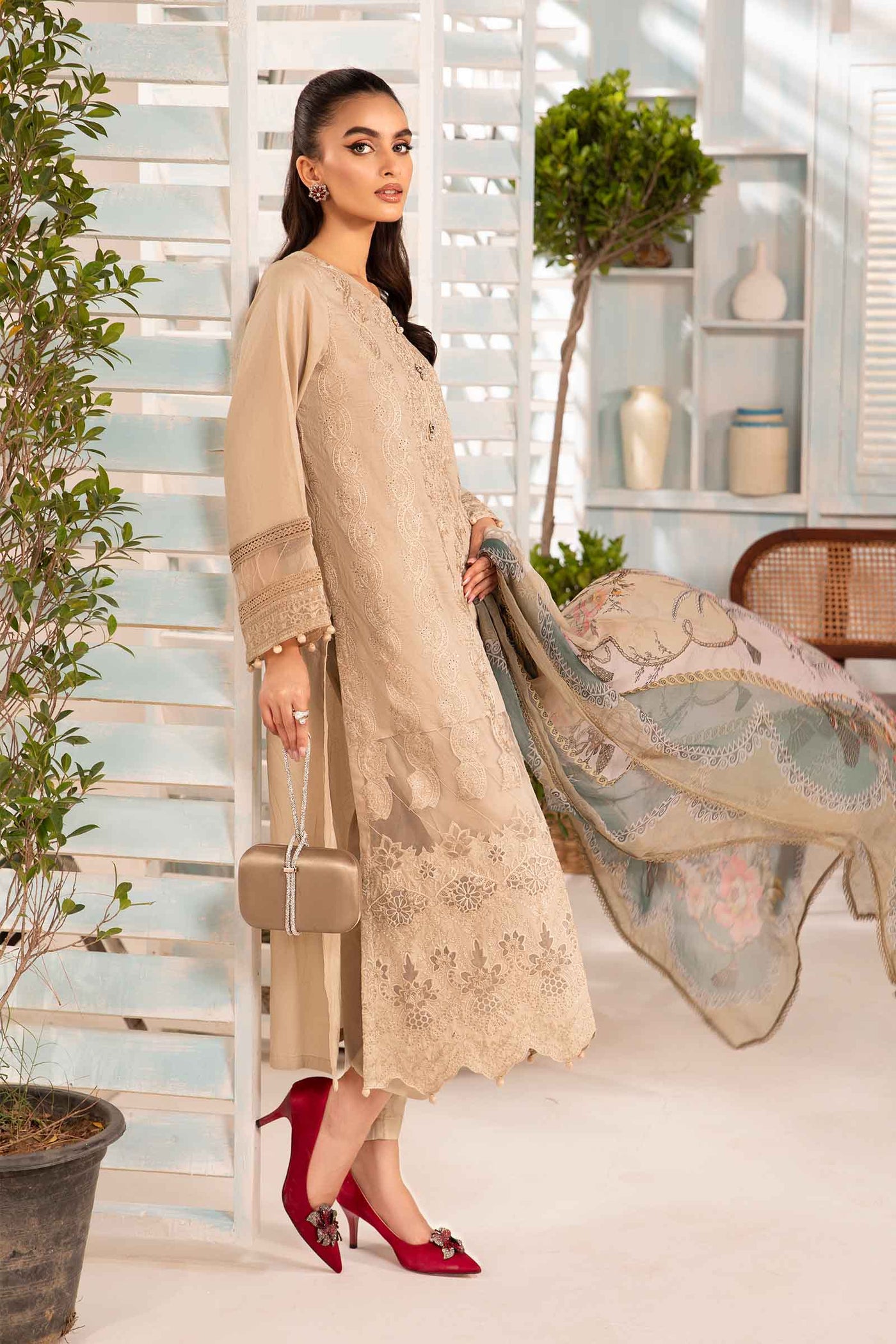 3 Piece Embroidered Lawn Suit | DW-EA24-04