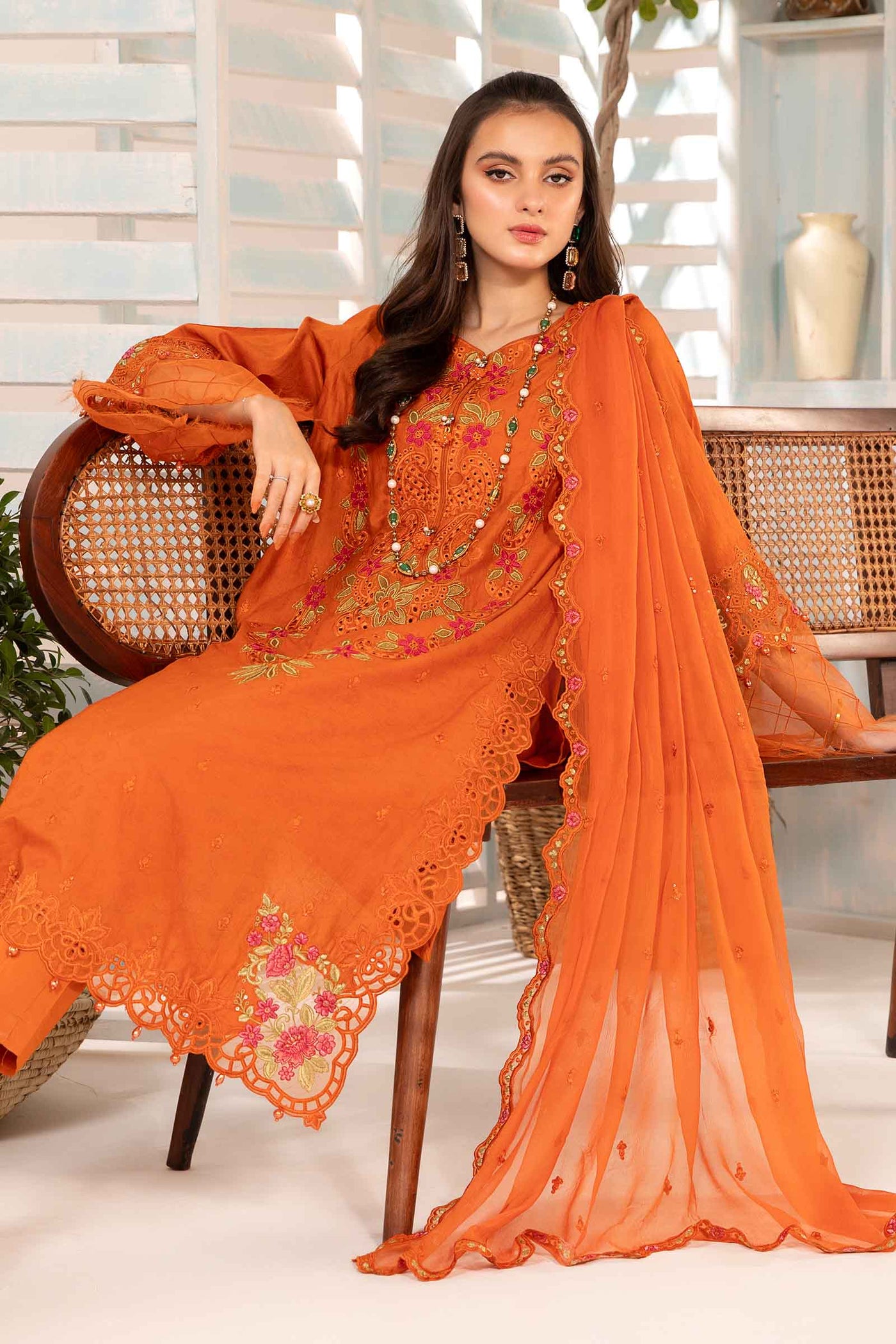 3 Piece Embroidered Jacquard Lawn Suit | DW-EA24-26