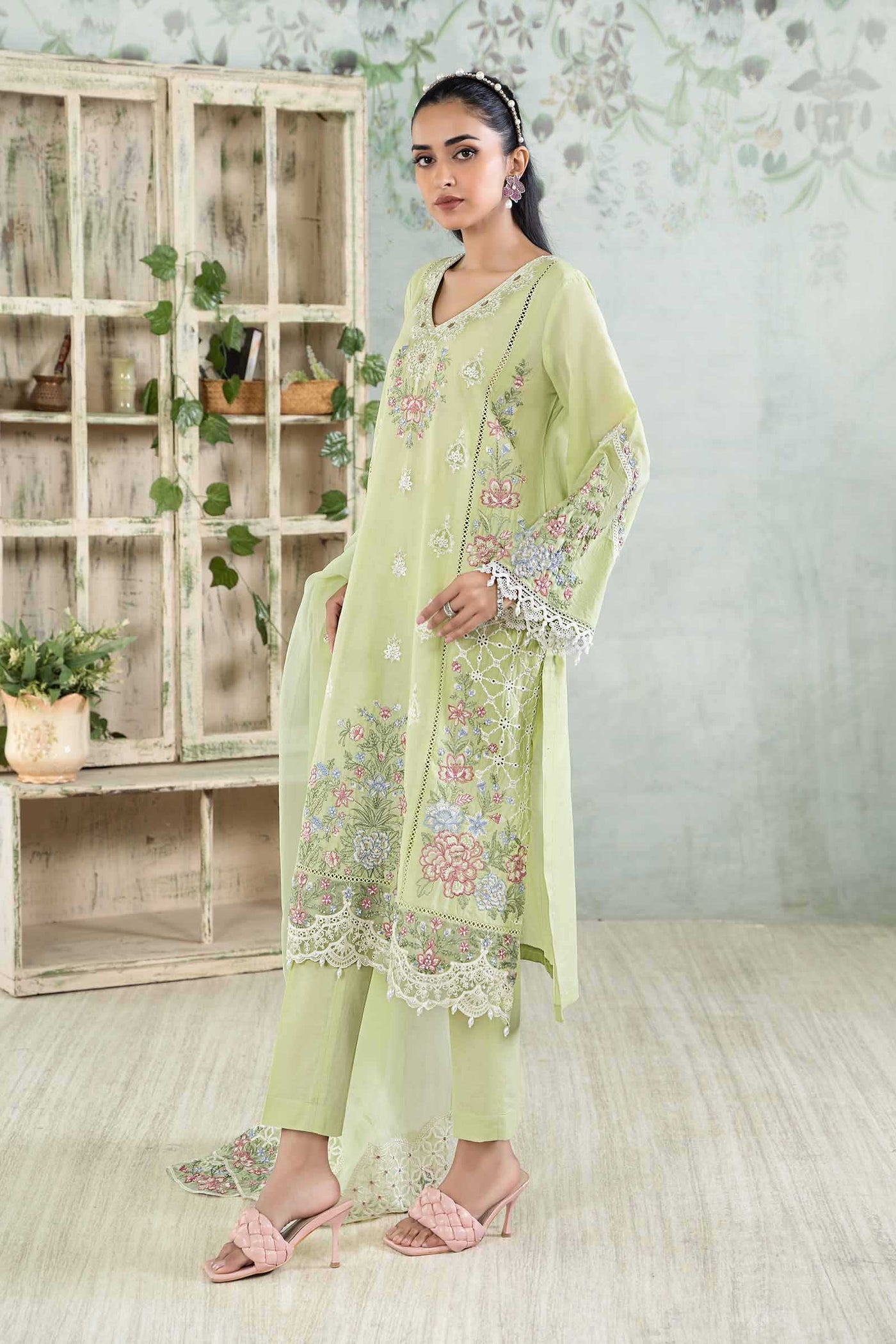 3 Piece Embroidered Lawn Suit | DW-EA24-33