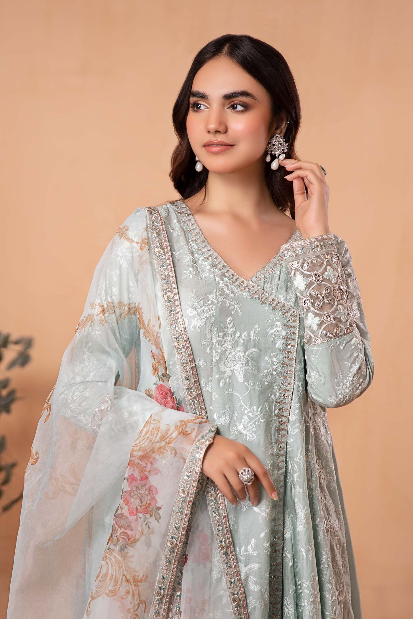 3 Piece Embroidered Jacquard Lawn Suit | DW-EA24-48