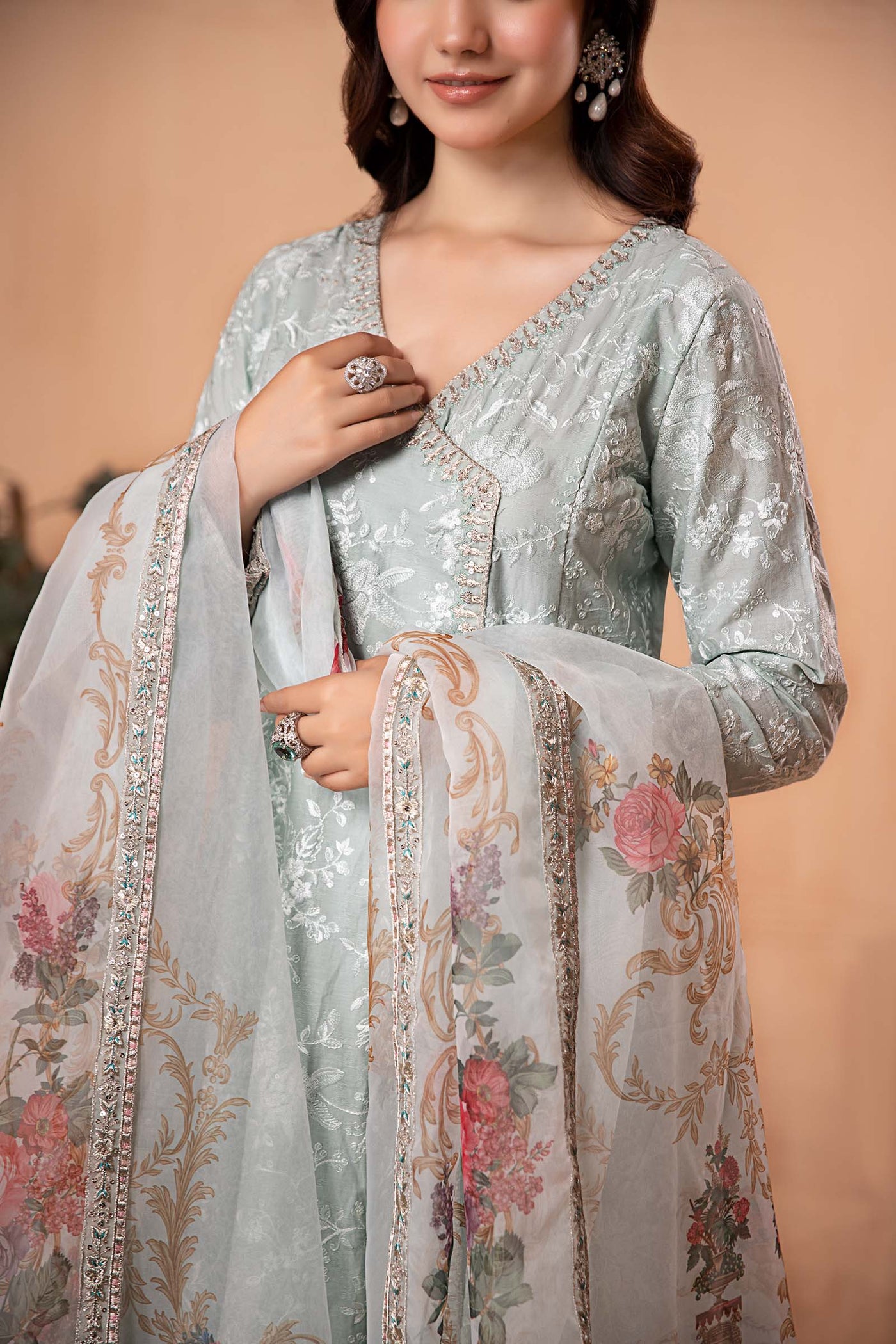 3 Piece Embroidered Jacquard Lawn Suit | DW-EA24-48