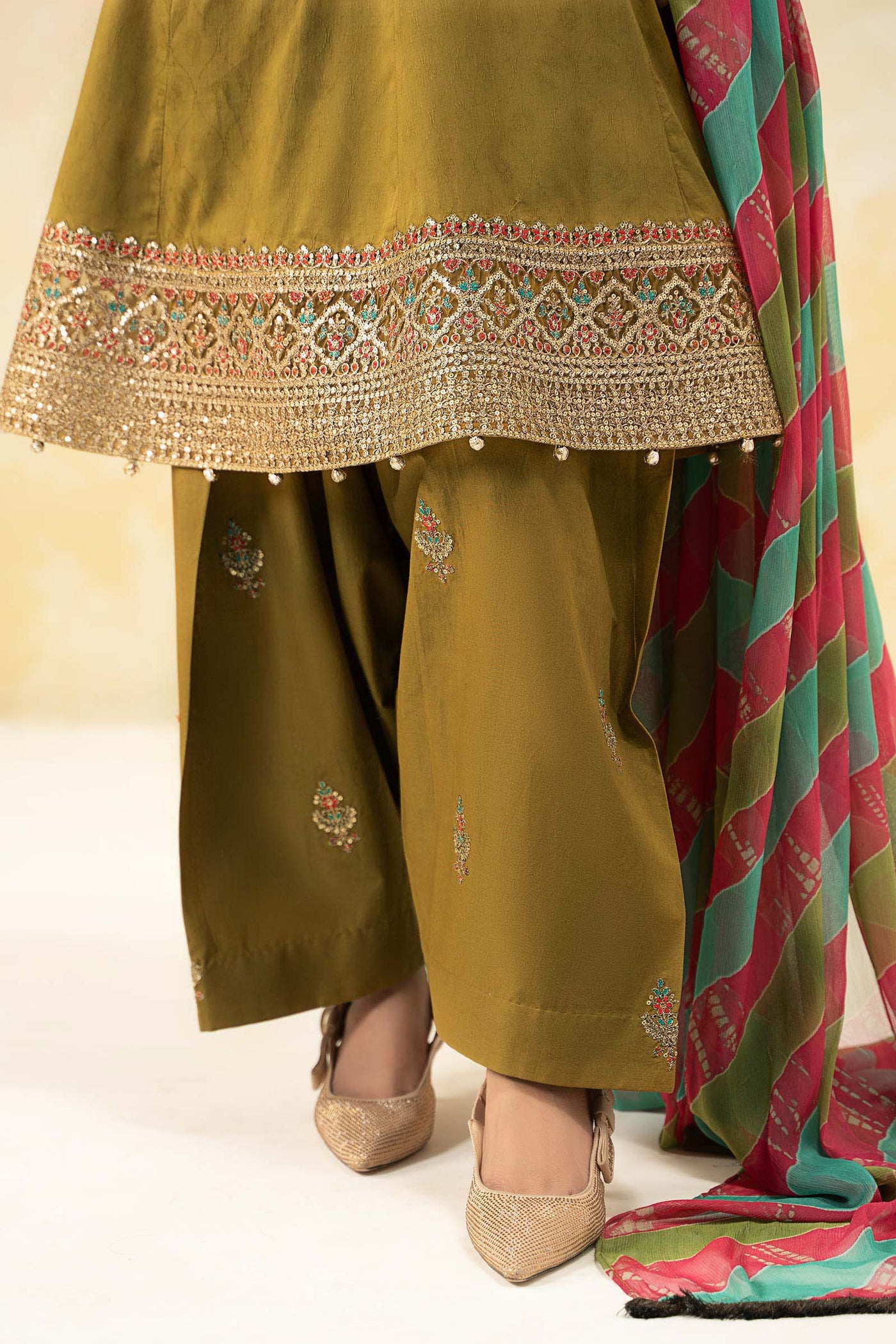 3 Piece Embroidered Self Jacquard Lawn Suit | DW-EF25-10