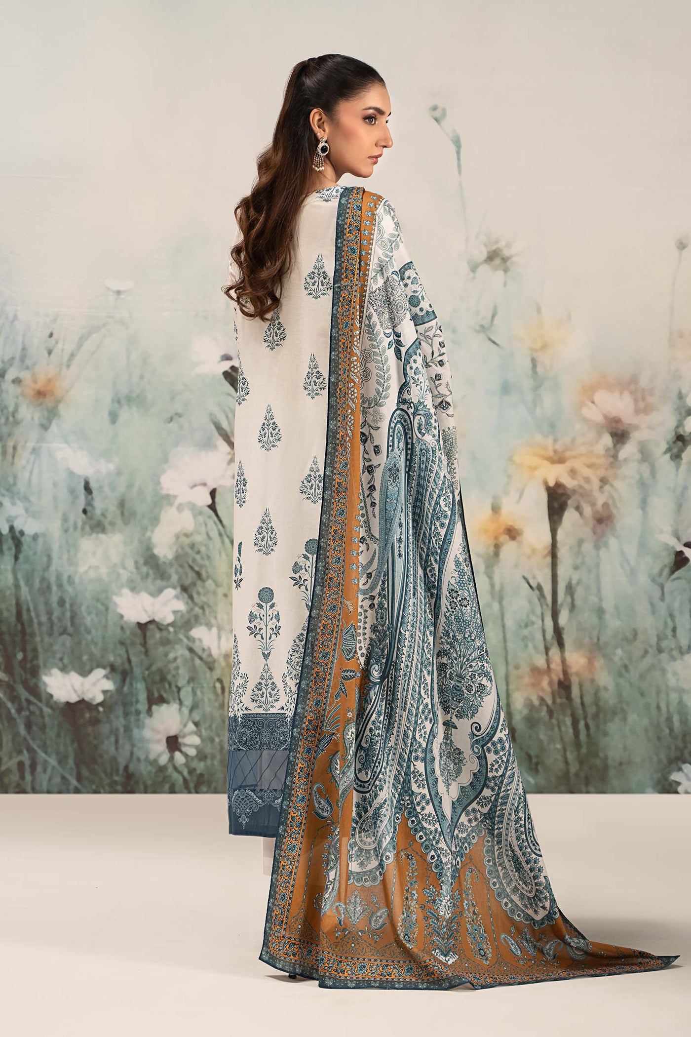 3 Piece Embroidered Lawn Suit | DW-EF25-14