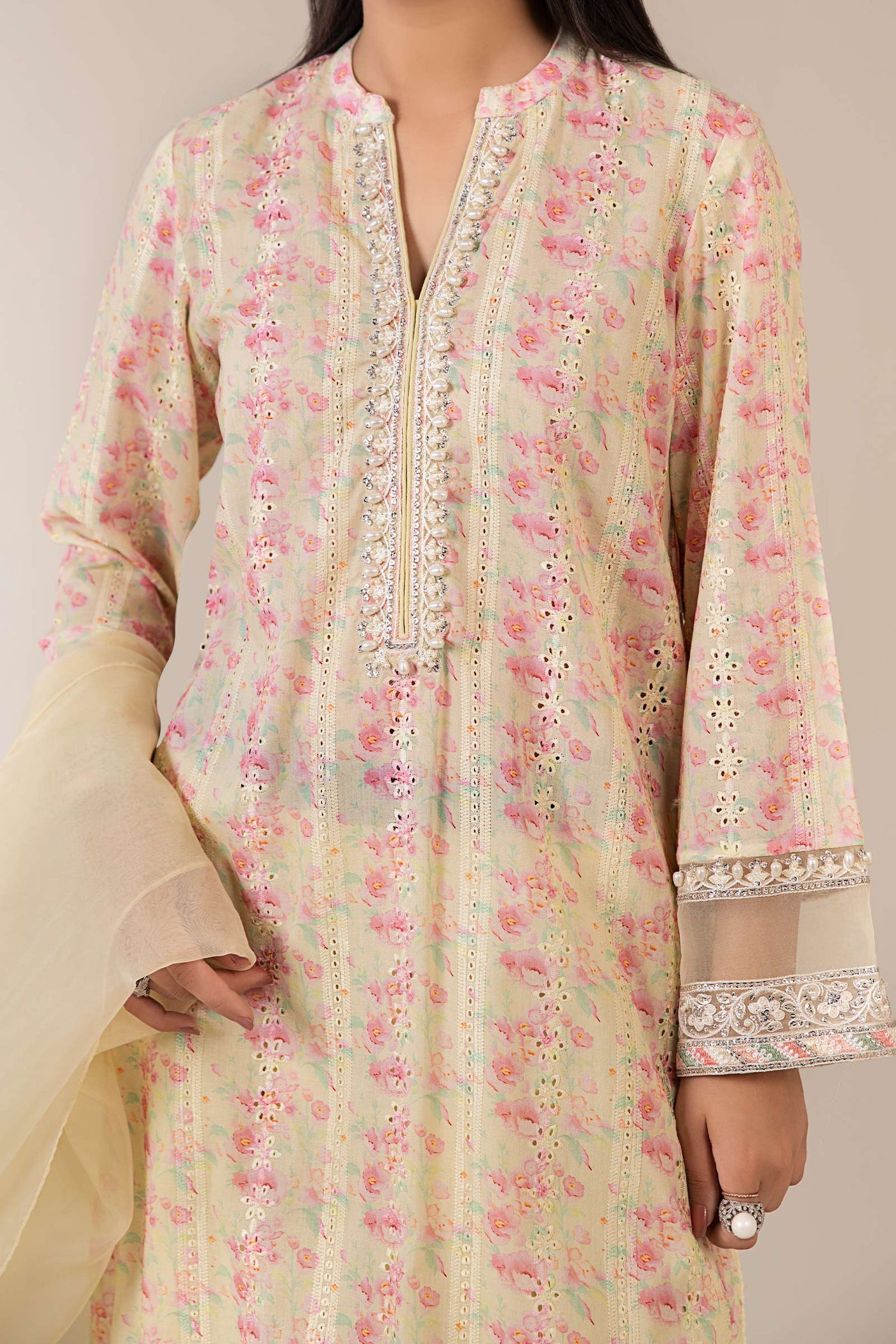 3 Piece Embroidered Lawn Suit | DW-EF25-18