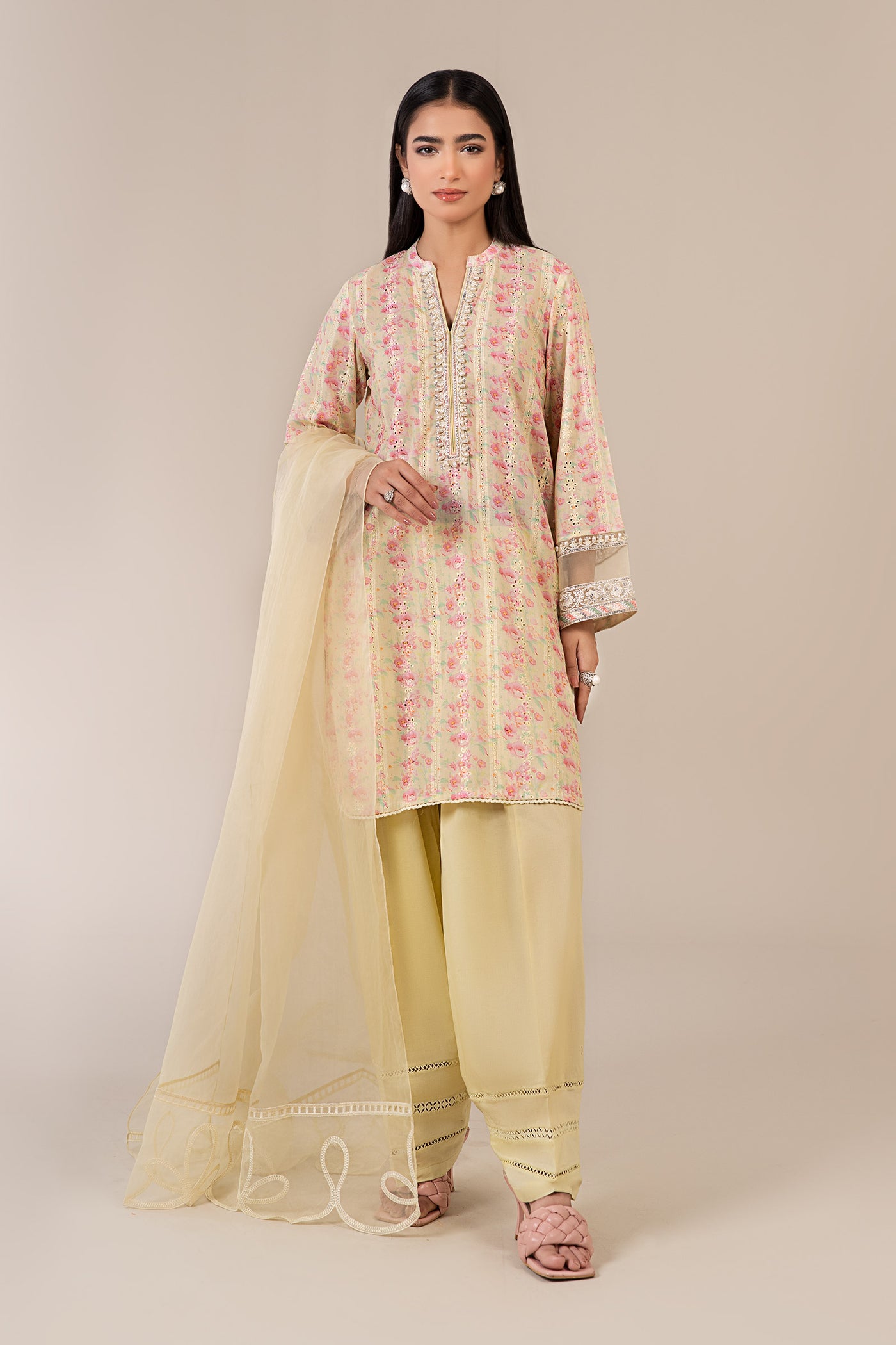 3 Piece Embroidered Lawn Suit | DW-EF25-18