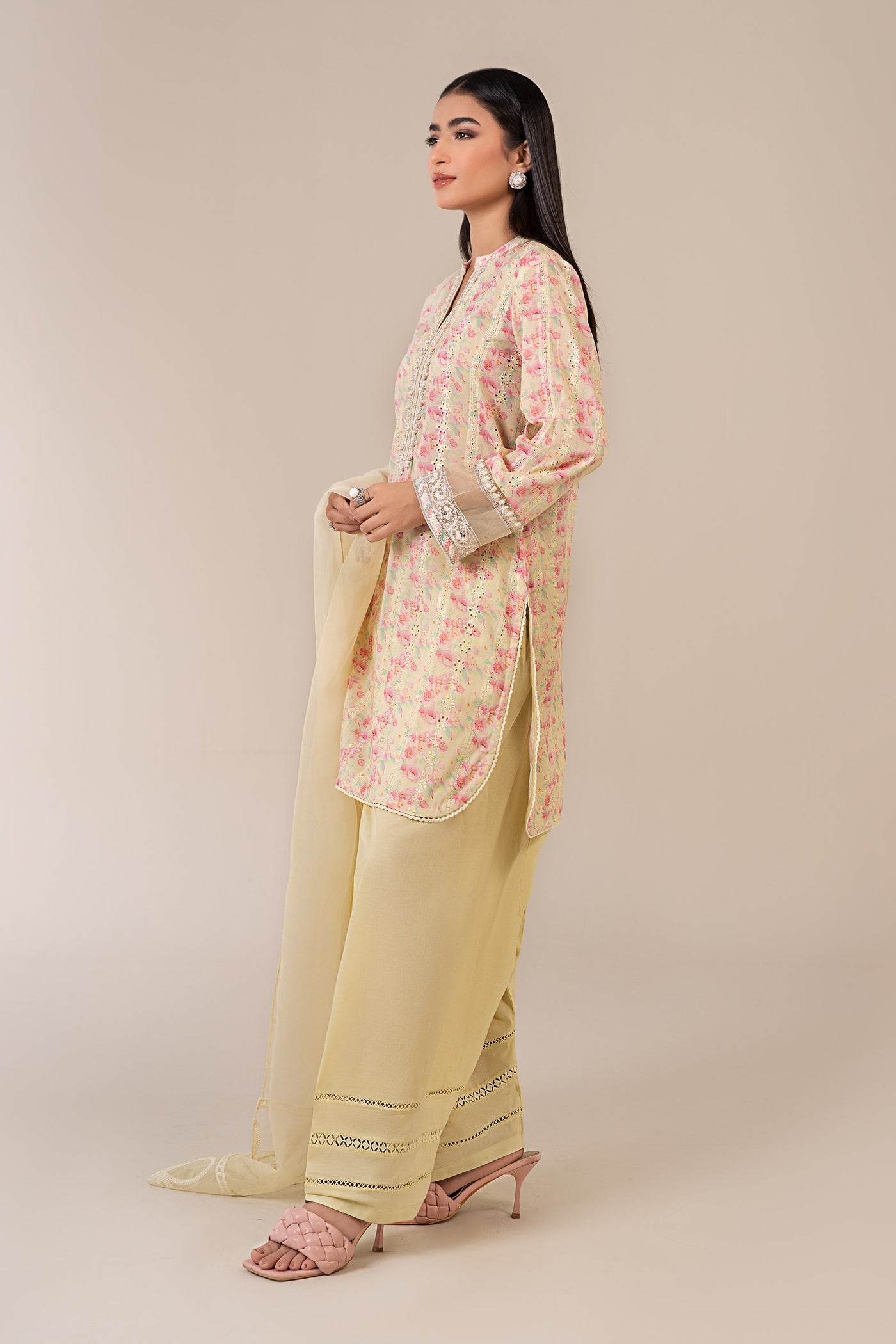 3 Piece Embroidered Lawn Suit | DW-EF25-18