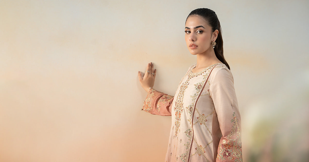 3 Piece Embroidered Self Jacquard Lawn Suit | DW-EF25-71