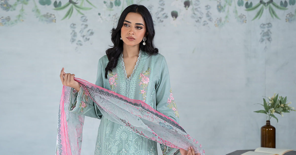 3 Piece Embroidered Lawn Suit | DW-EA24-16