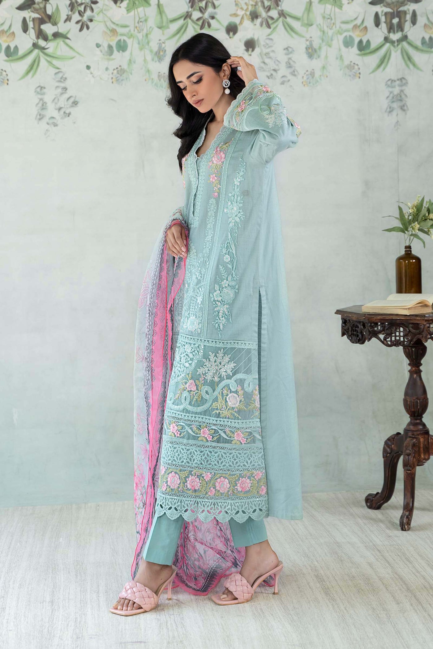 3 Piece Embroidered Lawn Suit | DW-EA24-16