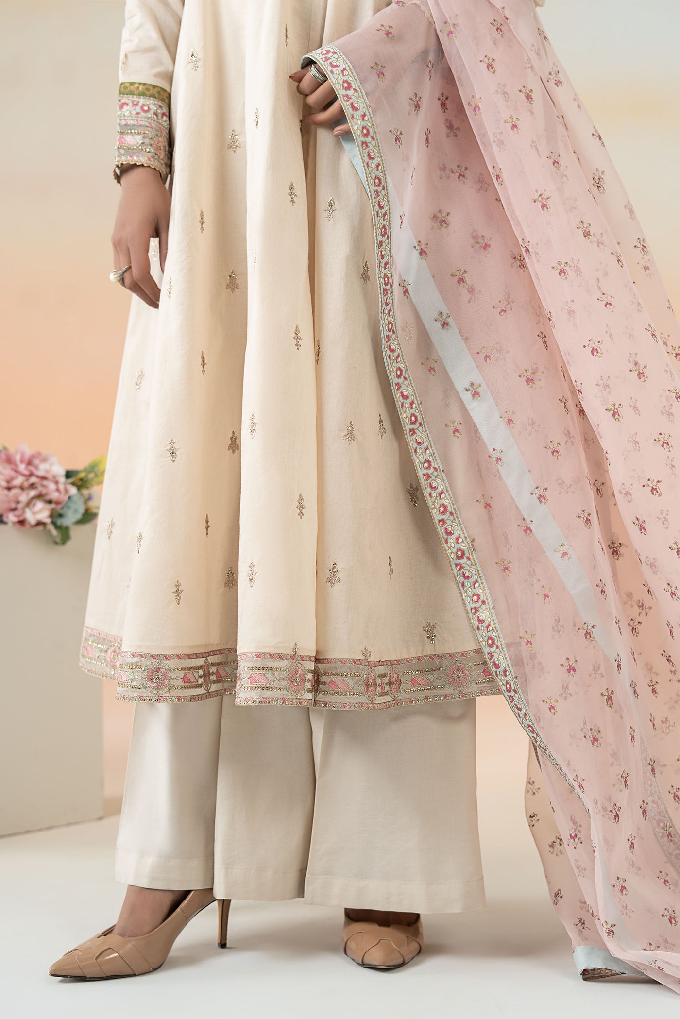 3 Piece Embroidered Lawn Suit | DW-EF25-60