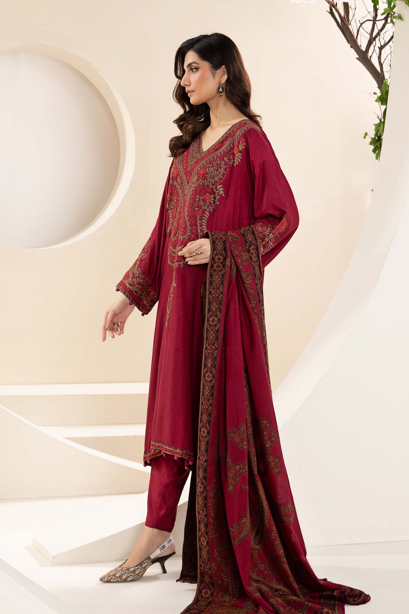 3 Piece Embroidered Linen Suit | DW-W24-100