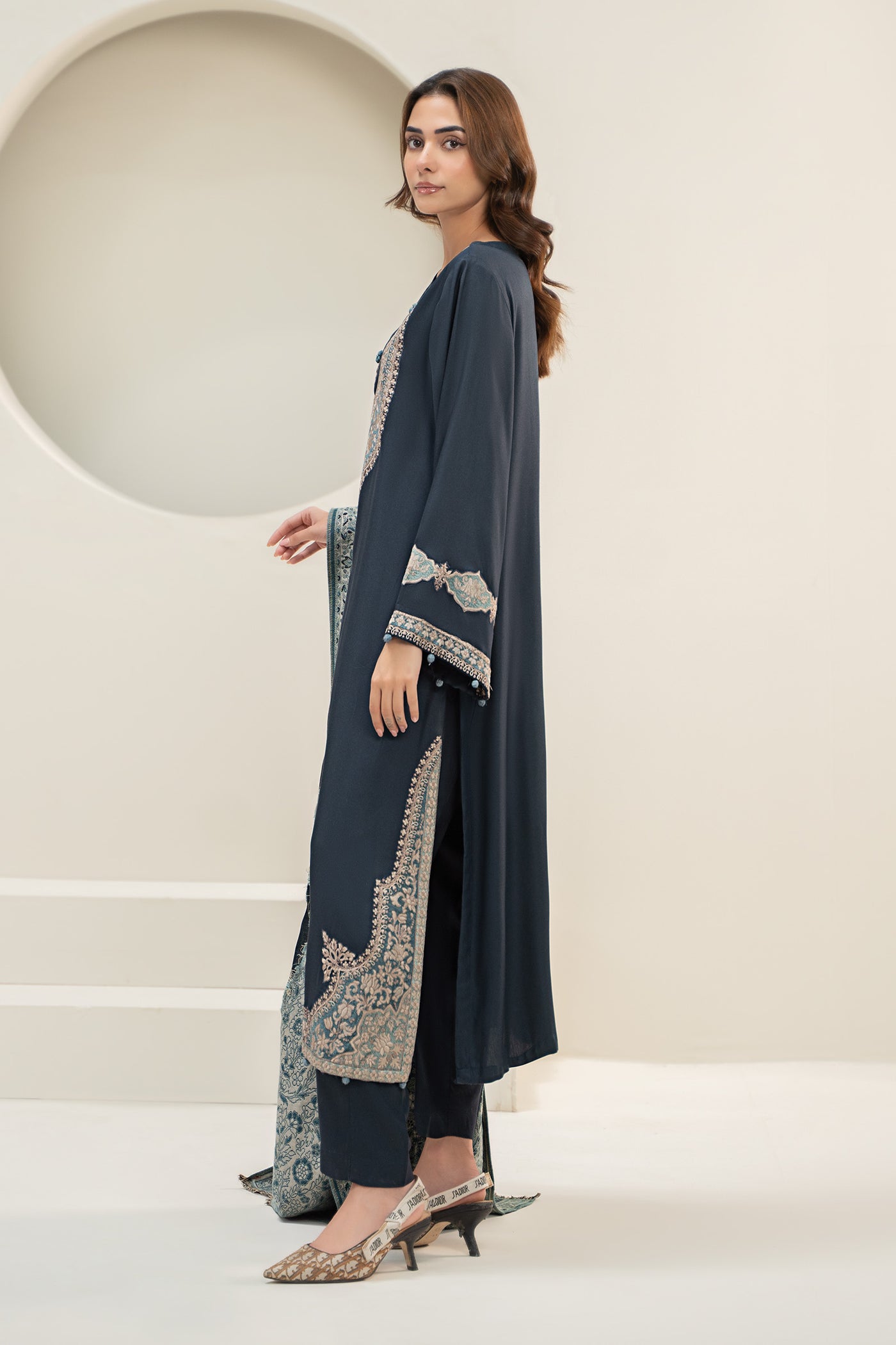 3 Piece Embroidered Linen Suit | DW-W24-102