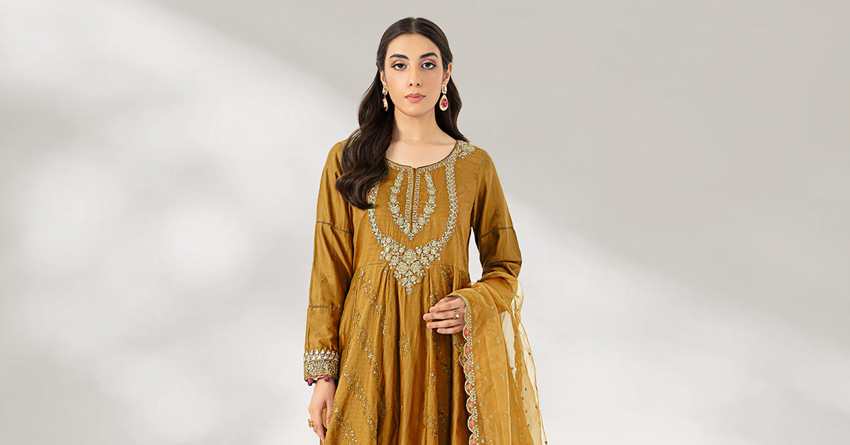 3 Piece Embroidered Lawn Suit | DW-EF22-19R1