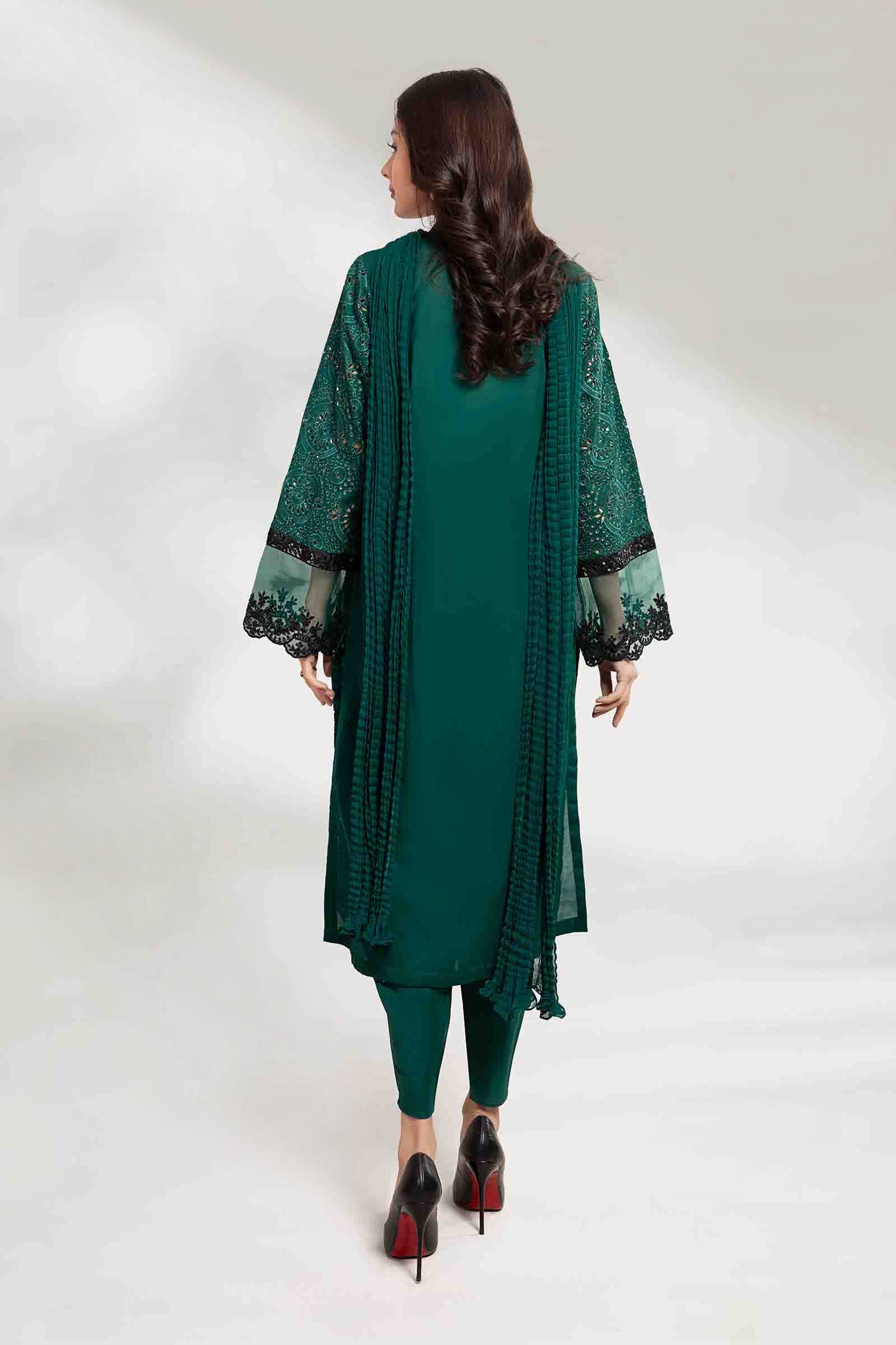 3 Piece Embroidered Lawn Suit | DW-EF22-09R1