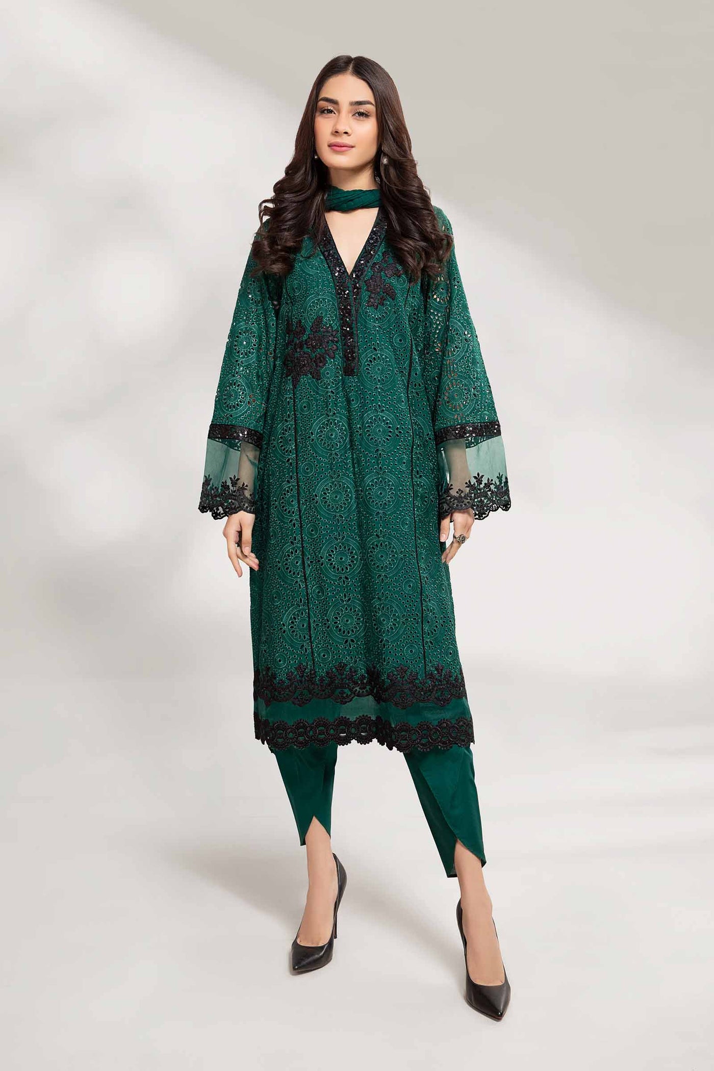 3 Piece Embroidered Lawn Suit | DW-EF22-09R1