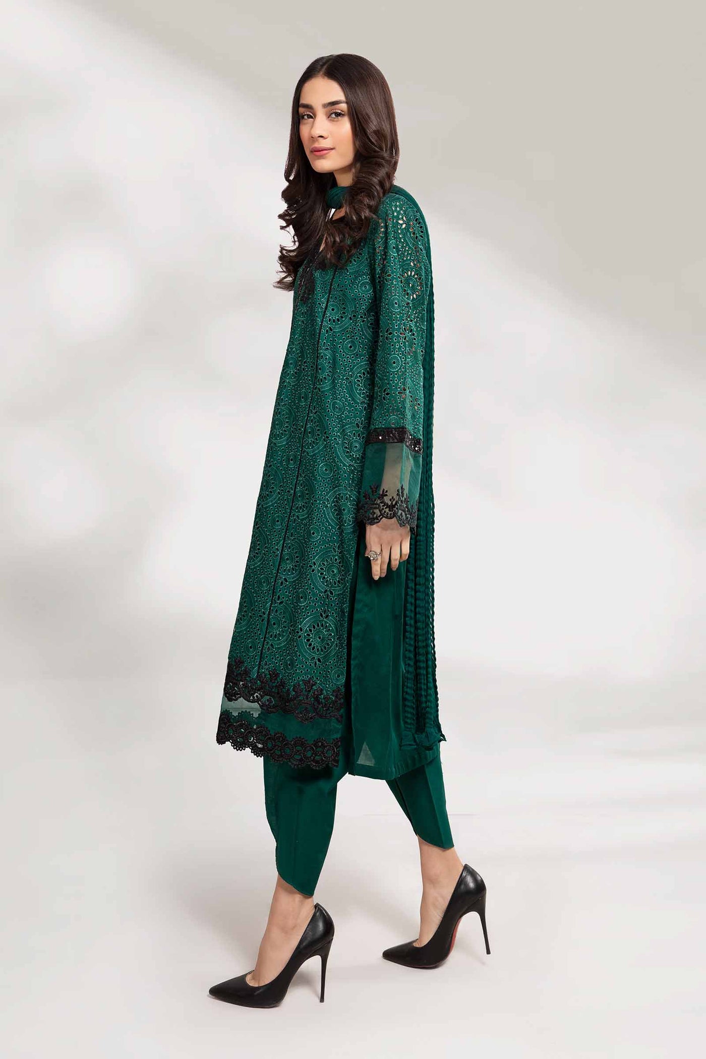 3 Piece Embroidered Lawn Suit | DW-EF22-09R1