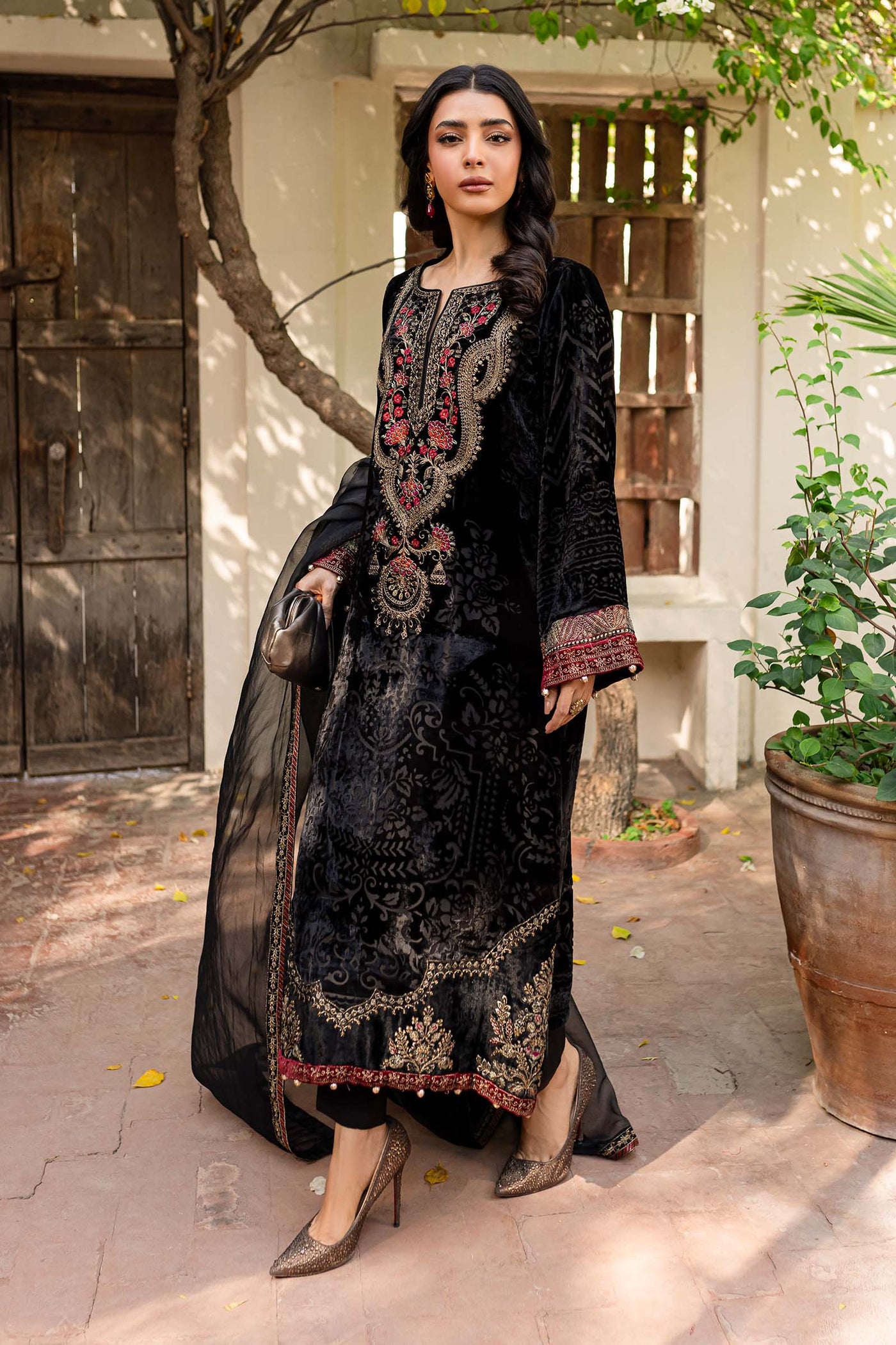 3 Piece Embroidered Plush Suit | DW-W24-174