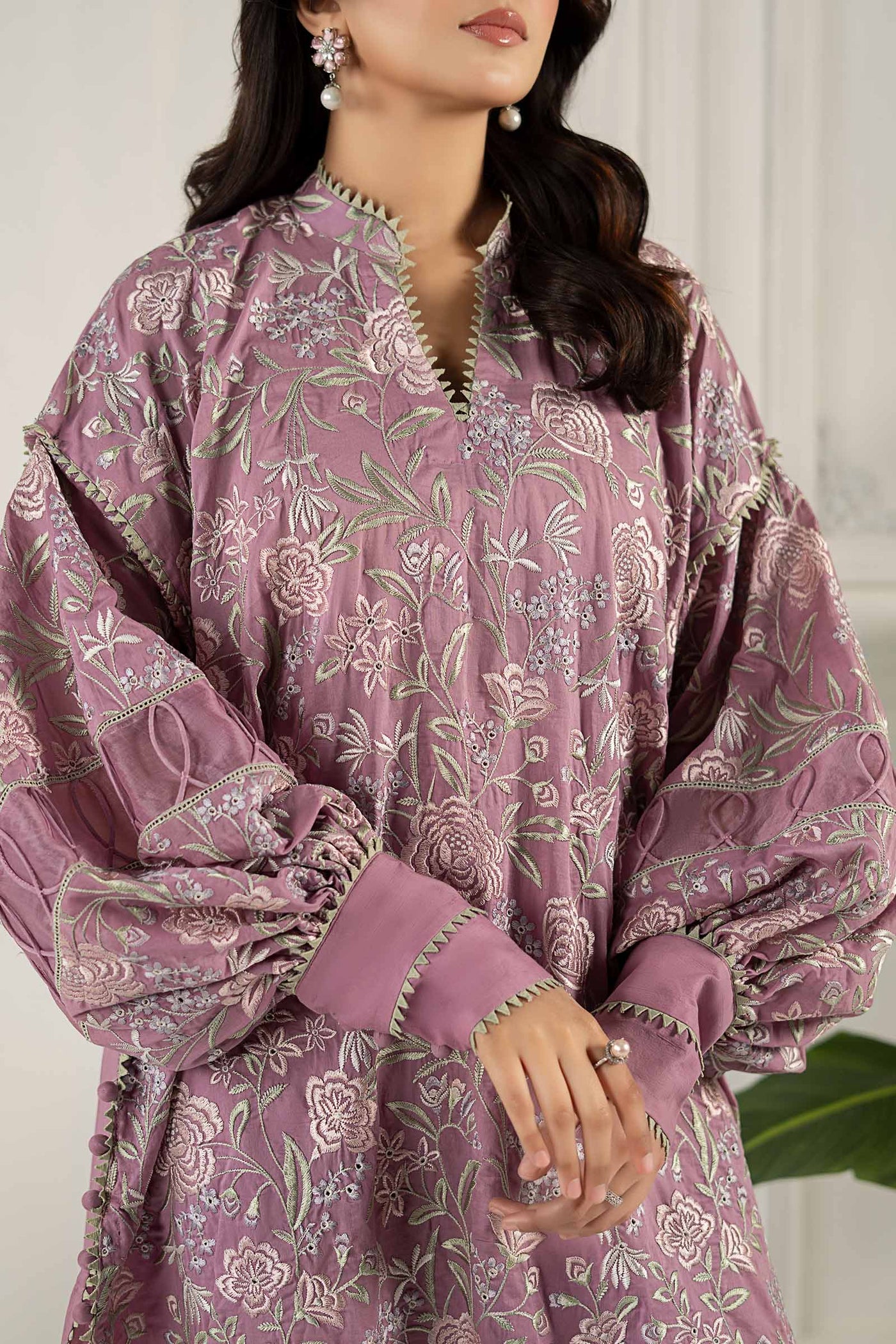 Embroidered Lawn Fabric (2Pcs) | LF-813