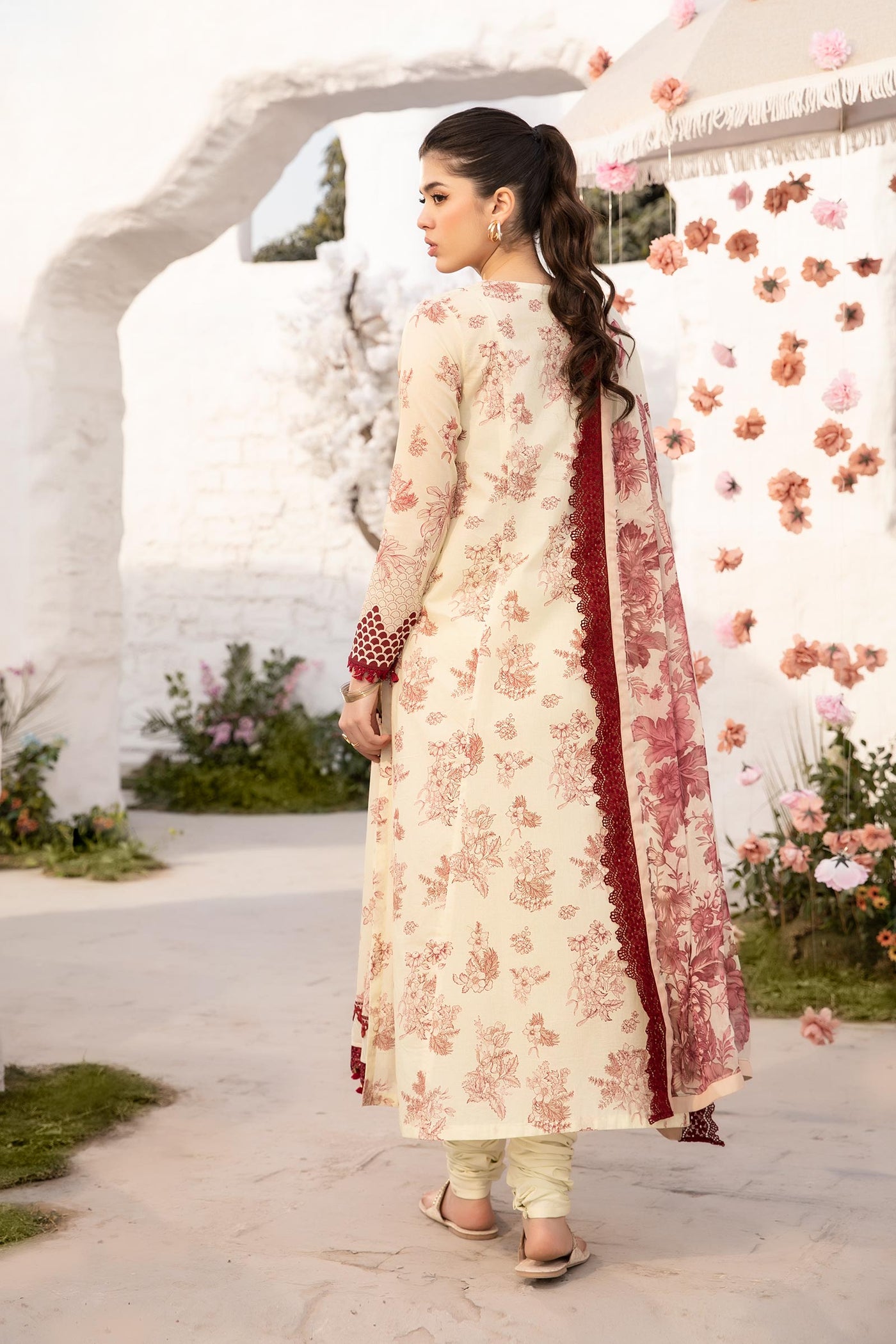 3 Pc Unstitched Embroidered Lawn Suit | MB-CUS25-708A