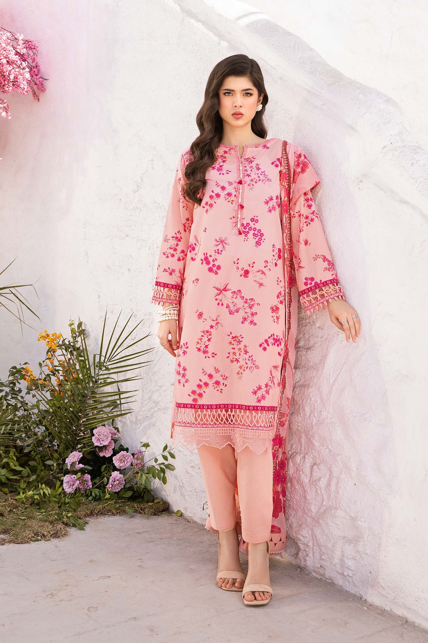 3 Pc Unstitched Embroidered Lawn Suit | MB-CUS25-709A