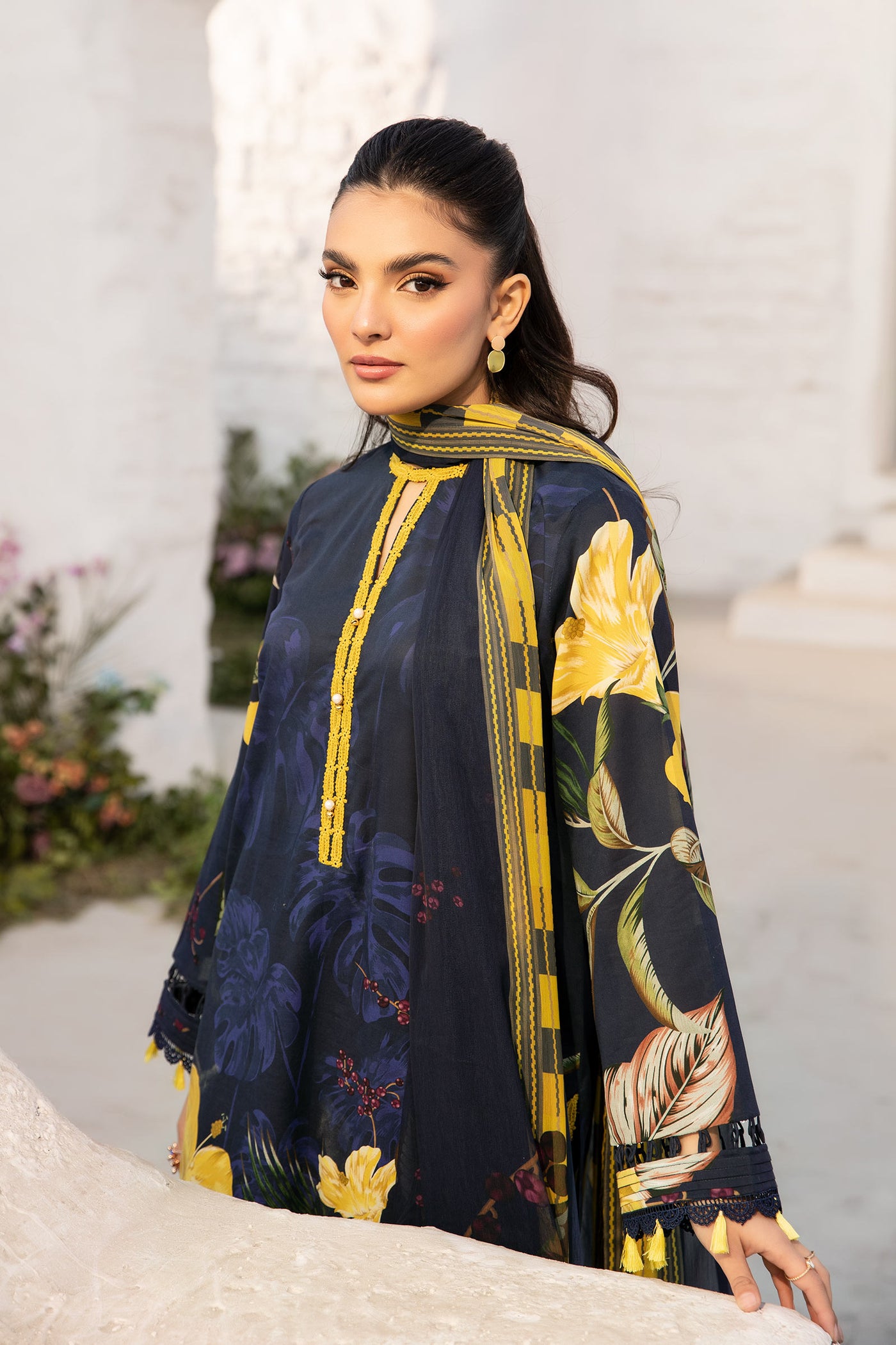 3 Pc Unstitched Embroidered Lawn Suit | MB-CUS25-710B