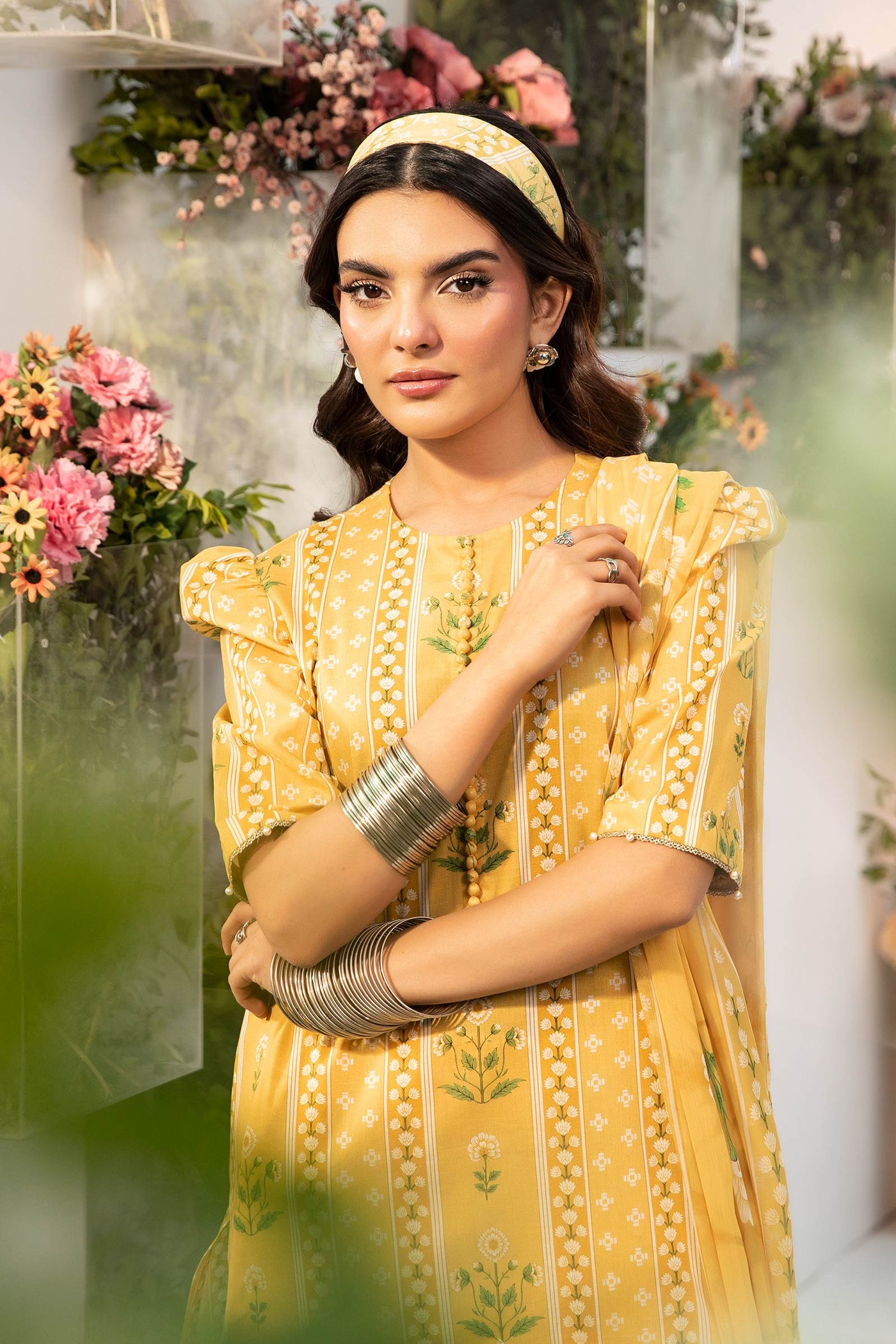 3 Pc Unstitched Embroidered Lawn Suit | MB-CUS25-711A