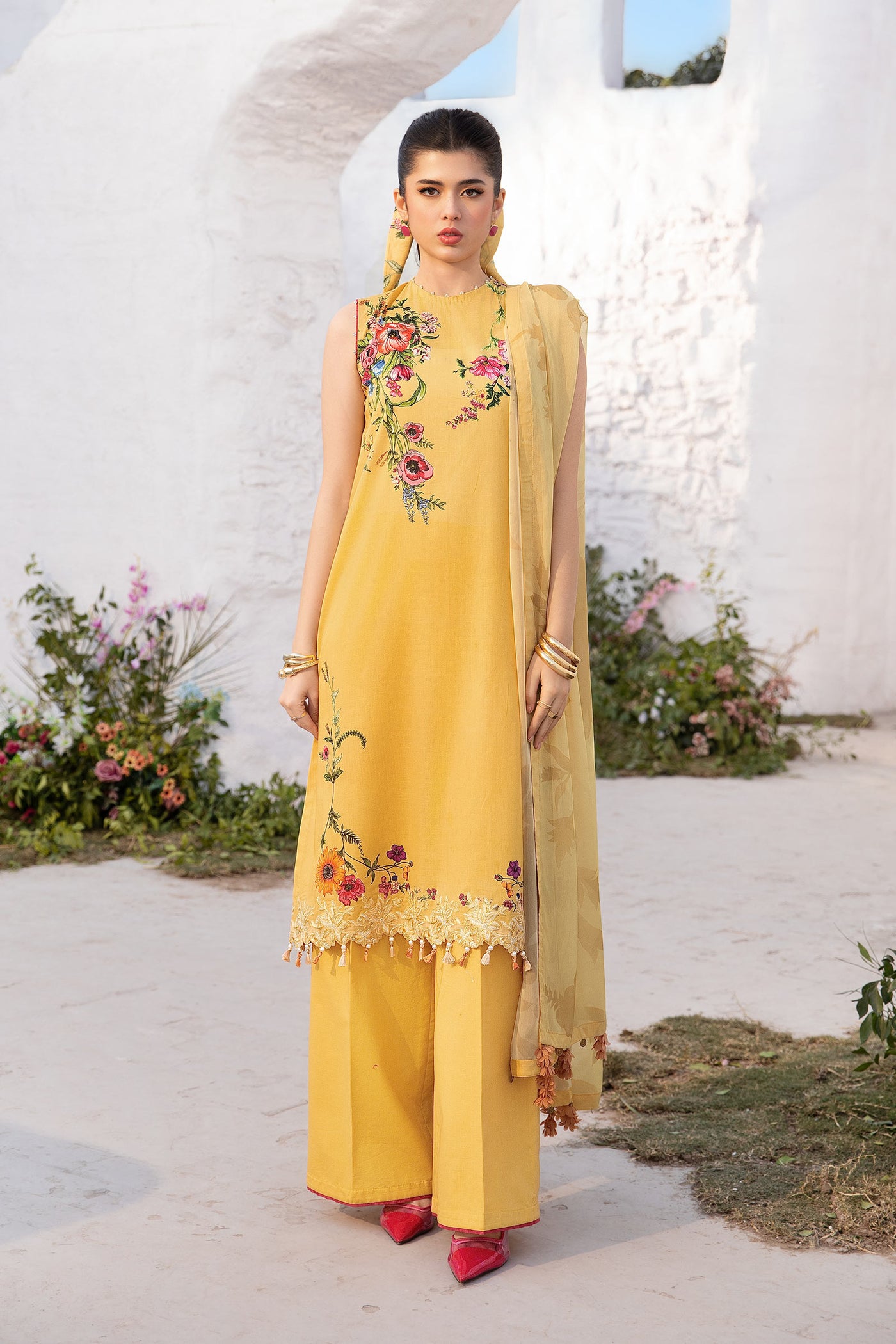 3 Pc Unstitched Embroidered Lawn Suit | MB-CUS25-712A