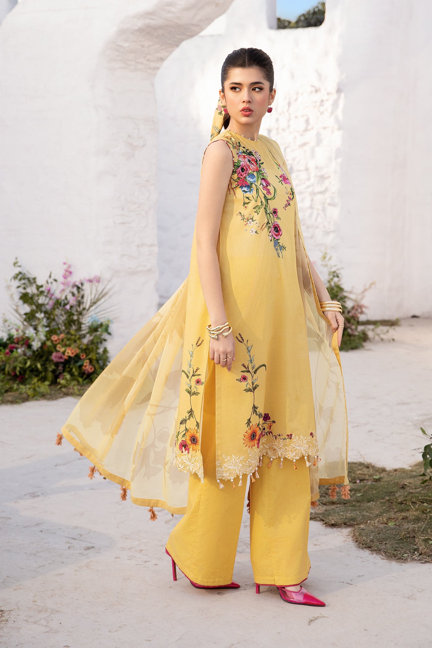 3 Pc Unstitched Embroidered Lawn Suit | MB-CUS25-712A