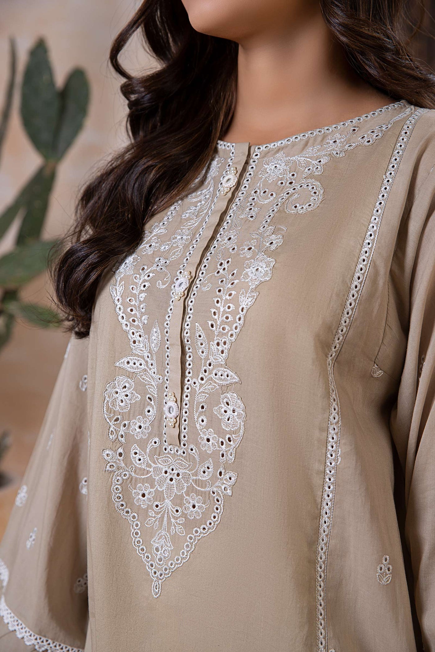 Embroidered Lawn Kurta | MB-EA24-04