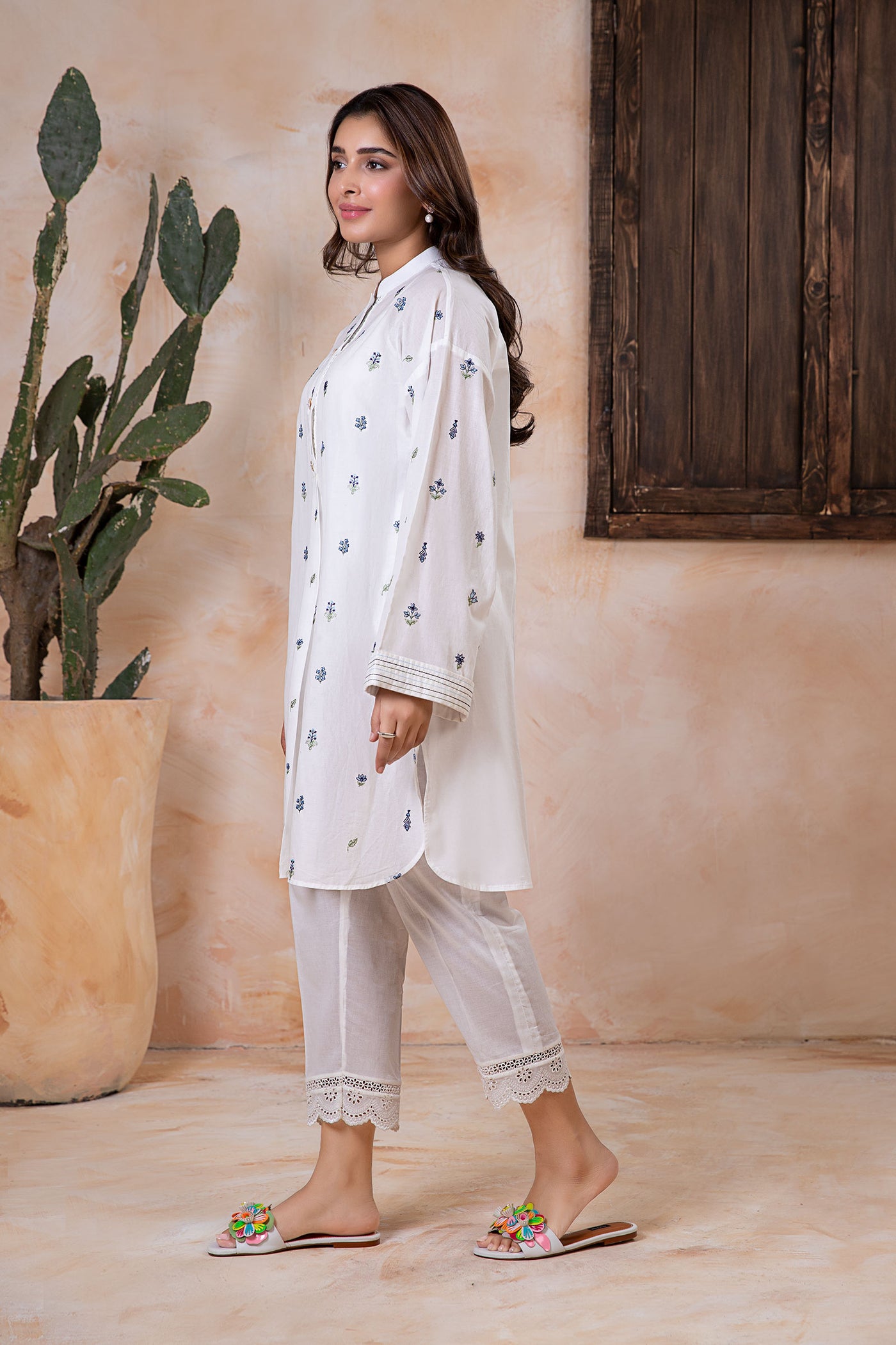 Embroidered Lawn Tunic | MB-EA24-19