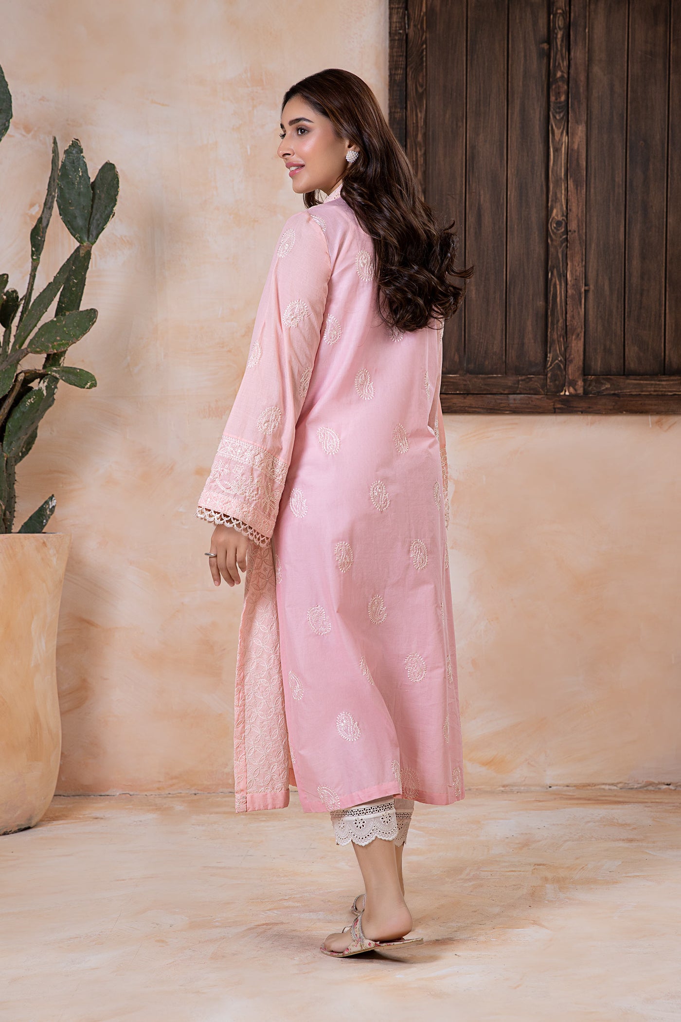 Embroidered Lawn Kurta | MB-EA24-22