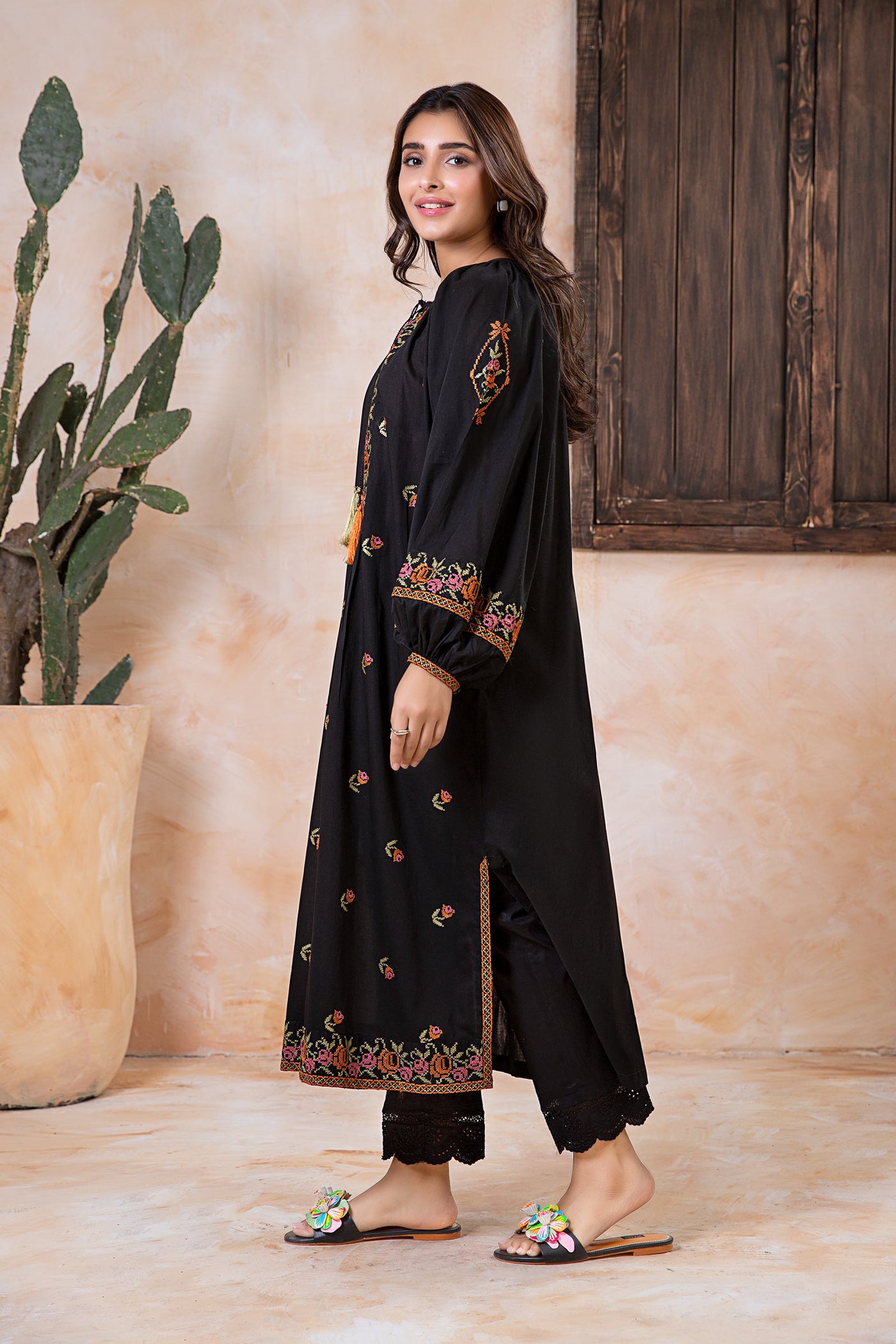 Embroidered Arabic Lawn Tunic | MB-EA24-41