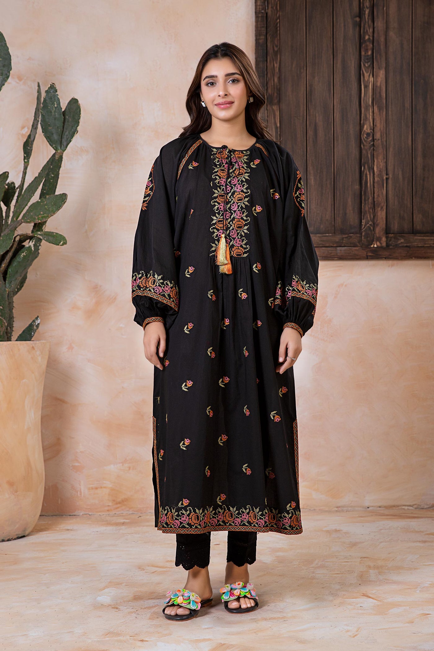 Embroidered Arabic Lawn Tunic | MB-EA24-41