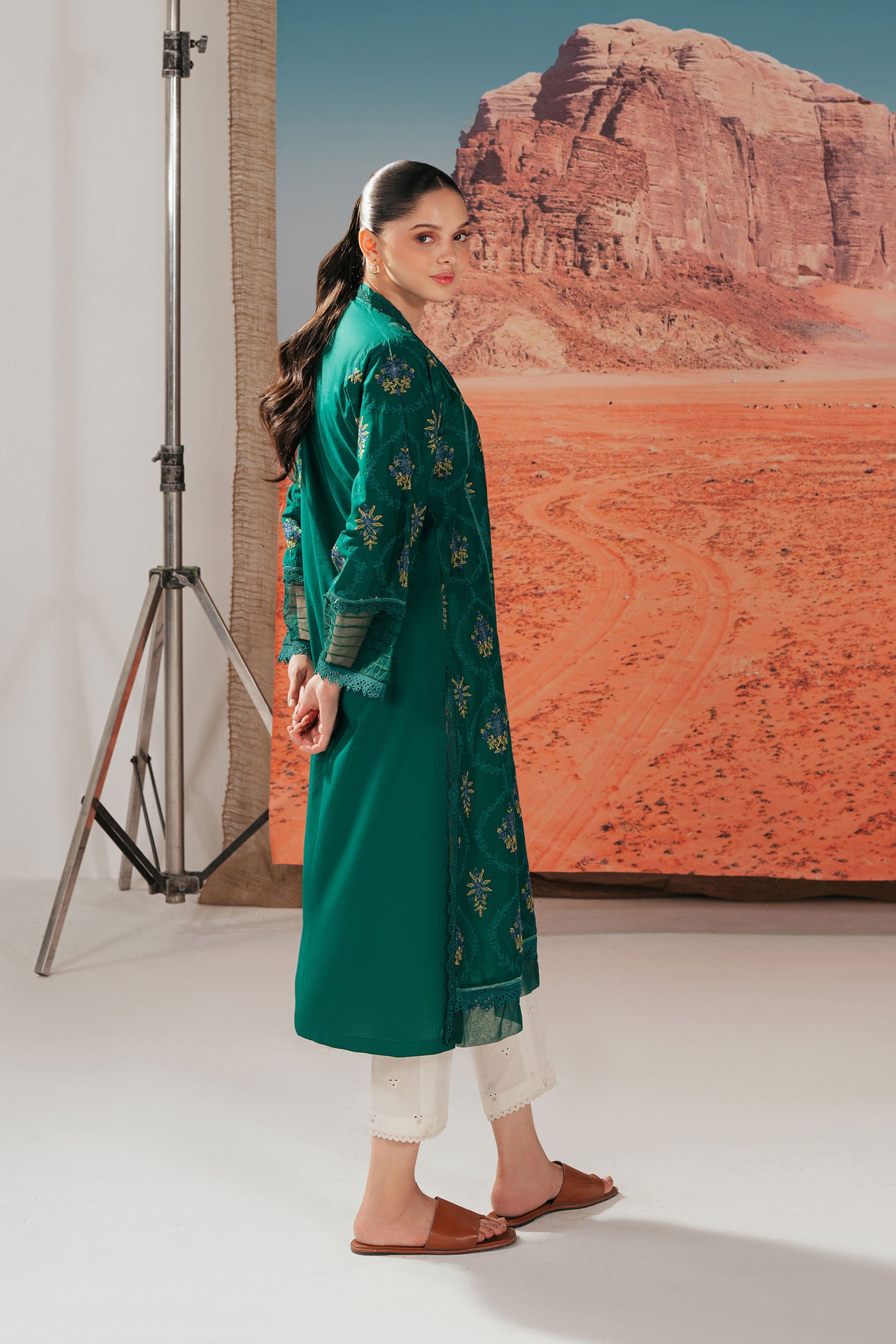 Embroidered Lawn Kurta | MB-EA24-43