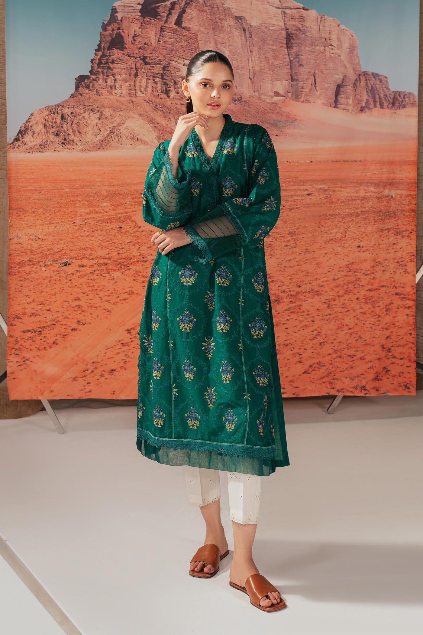 Embroidered Lawn Kurta | MB-EA24-43