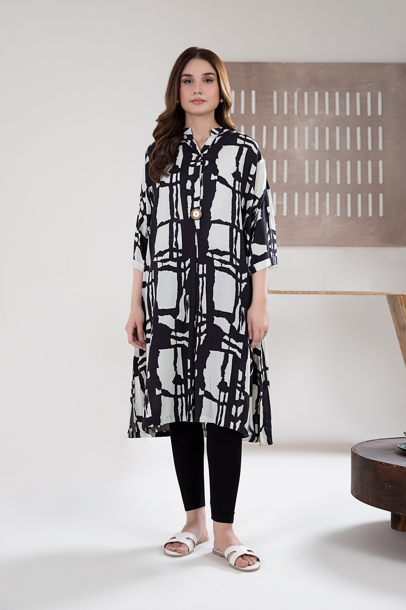 Printed Arabic Lawn Tunic | MB-EA24-90