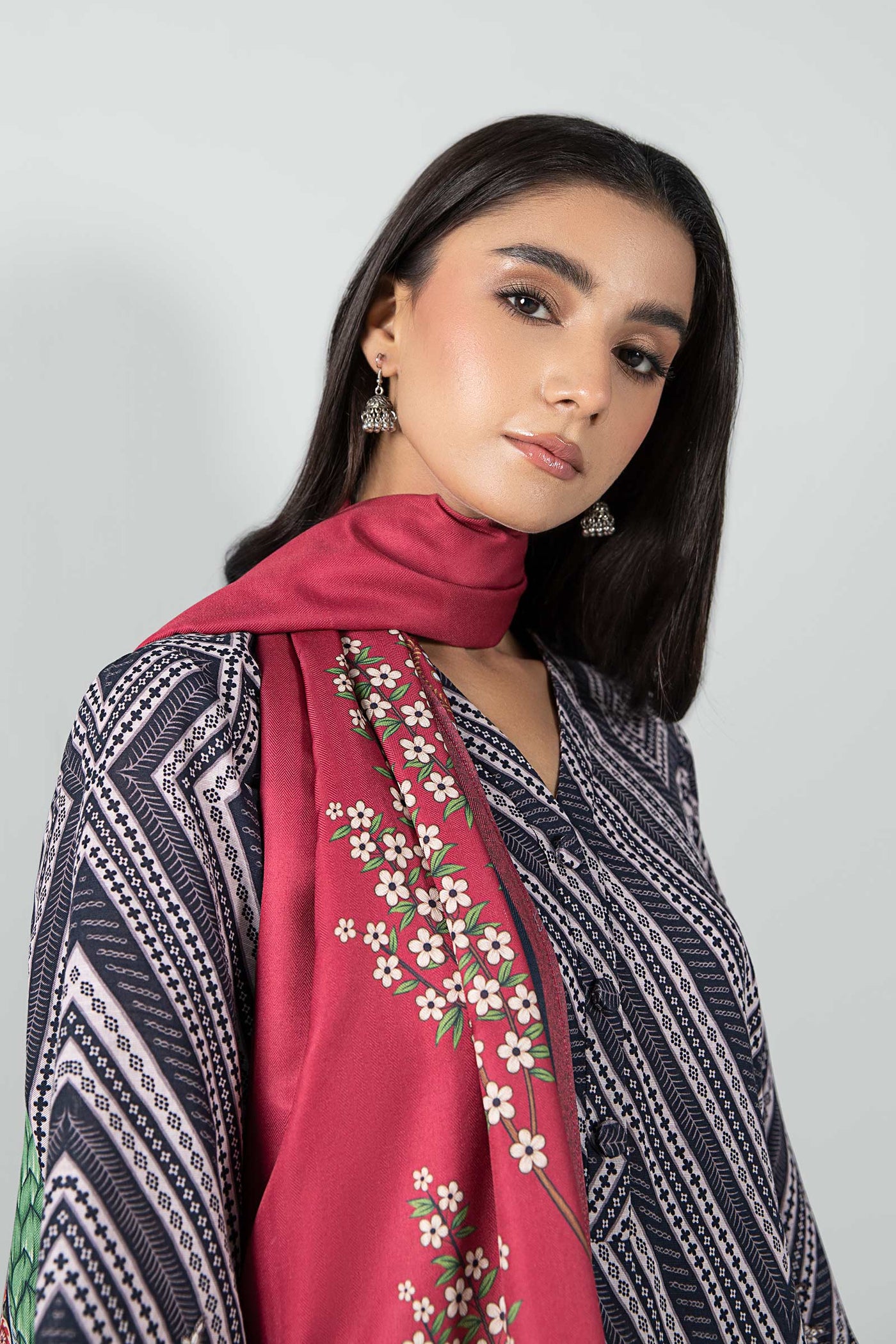 3 Pc Printed Khaddar Suit | MB-USP23-208A