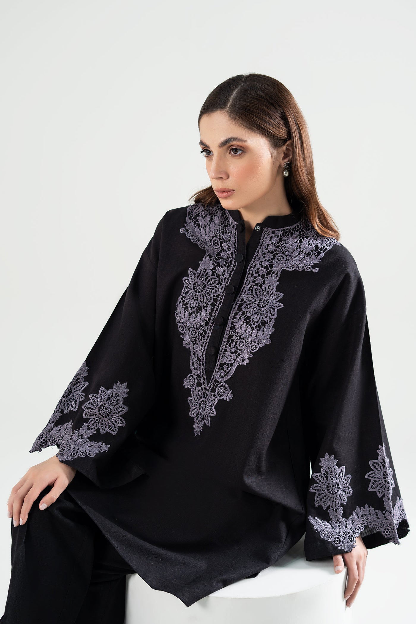 Embroidered Crosshatch Slub Shirt | MB-WS24-114